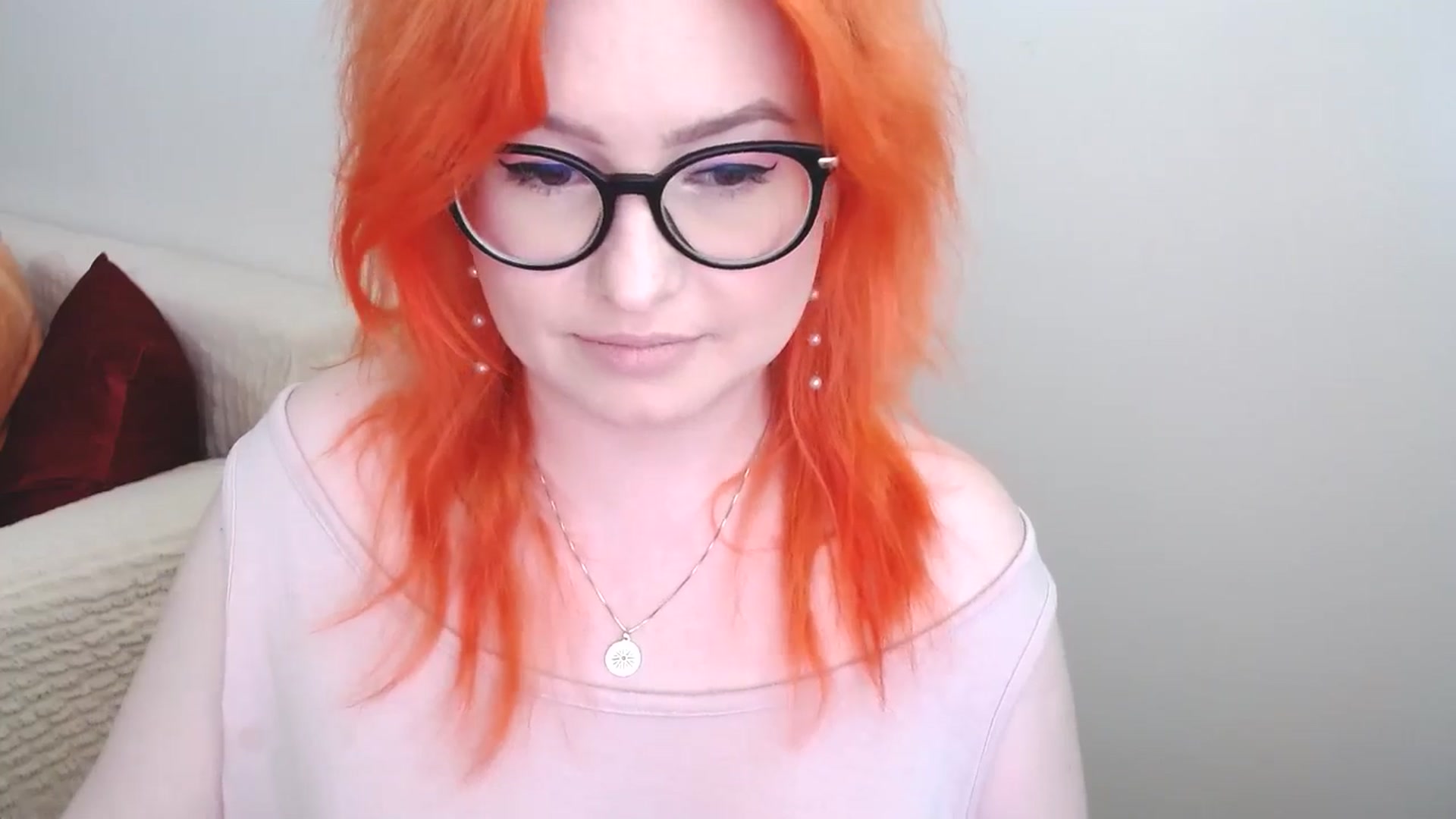 Gallery image thumbnail from EvaStar19's myfreecams stream on, 06/17/2024, 14:51 image 4 of 20