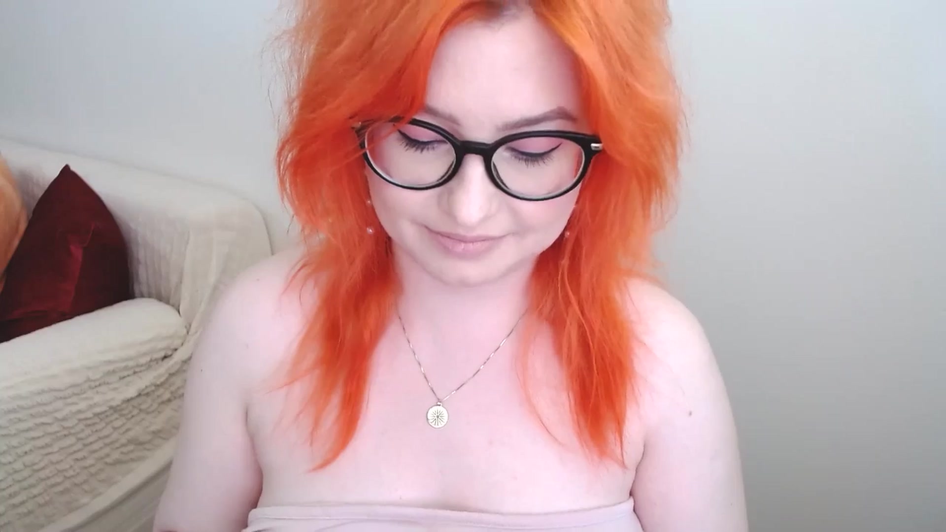 Gallery image thumbnail from EvaStar19's myfreecams stream on, 06/17/2024, 14:51 image 8 of 20