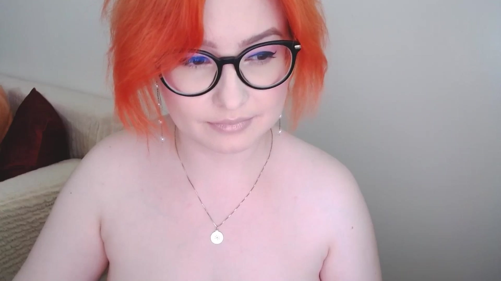 Gallery image thumbnail from EvaStar19's myfreecams stream on, 06/17/2024, 16:19 image 17 of 20