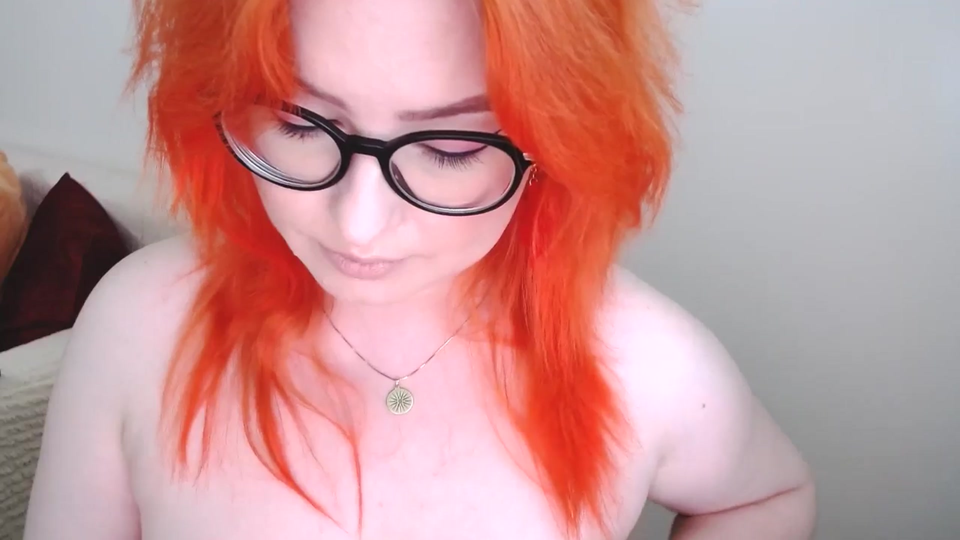 Gallery image thumbnail from EvaStar19's myfreecams stream on, 06/19/2024, 12:41 image 7 of 20