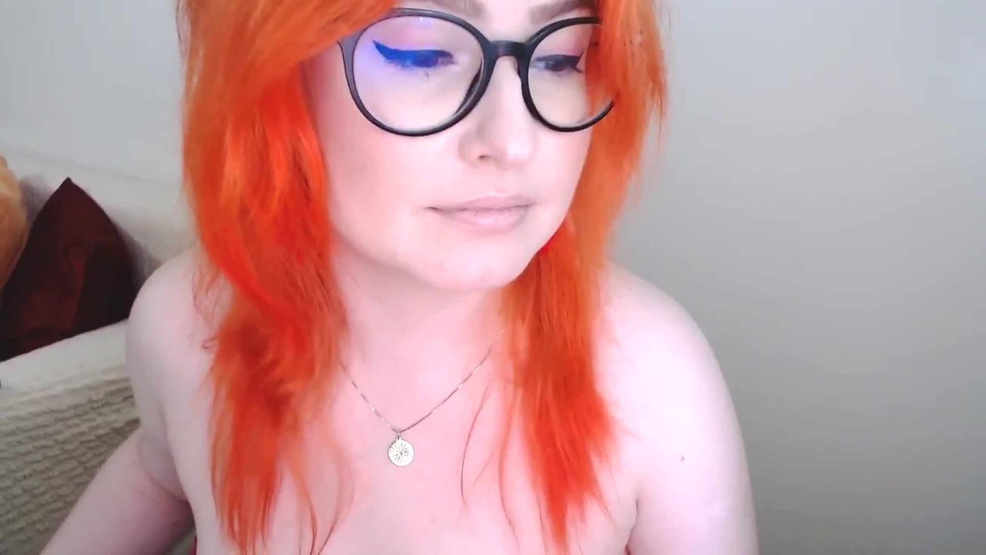 Gallery image thumbnail from EvaStar19's myfreecams stream on, 06/19/2024, 12:41 image 6 of 20