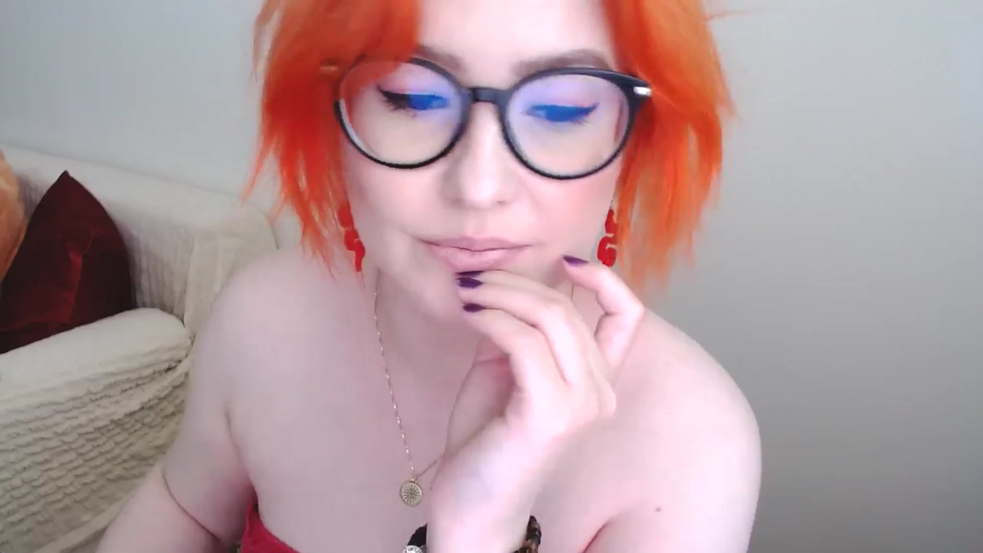 Gallery image thumbnail from EvaStar19's myfreecams stream on, 06/19/2024, 14:20 image 11 of 20