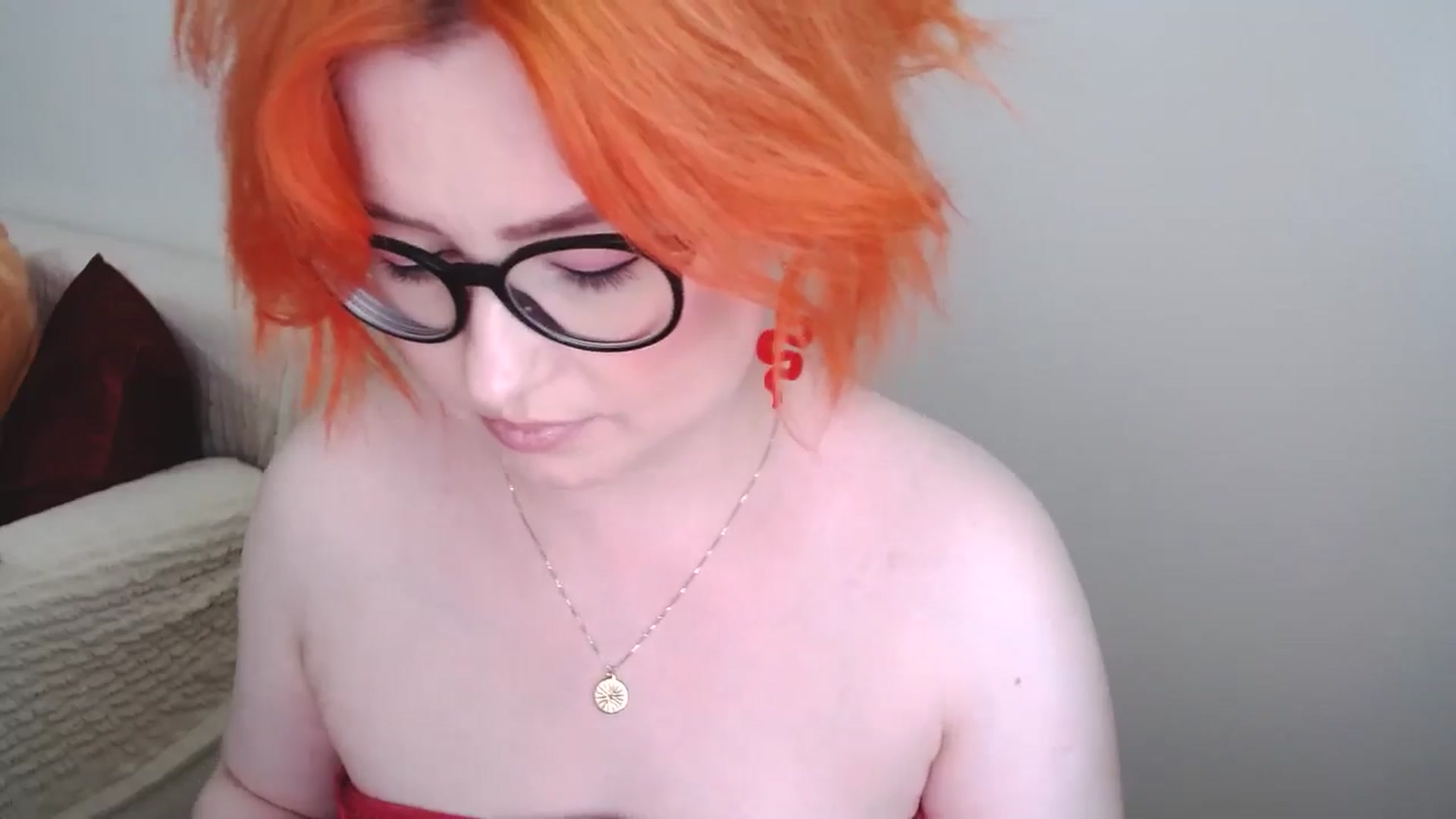 Gallery image thumbnail from EvaStar19's myfreecams stream on, 06/19/2024, 14:20 image 17 of 20