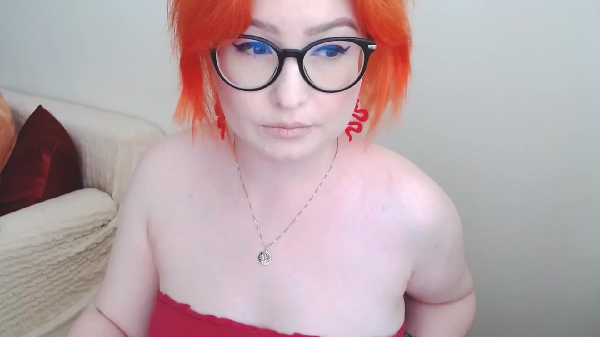 Gallery image thumbnail from EvaStar19's myfreecams stream on, 06/19/2024, 16:15 image 2 of 20