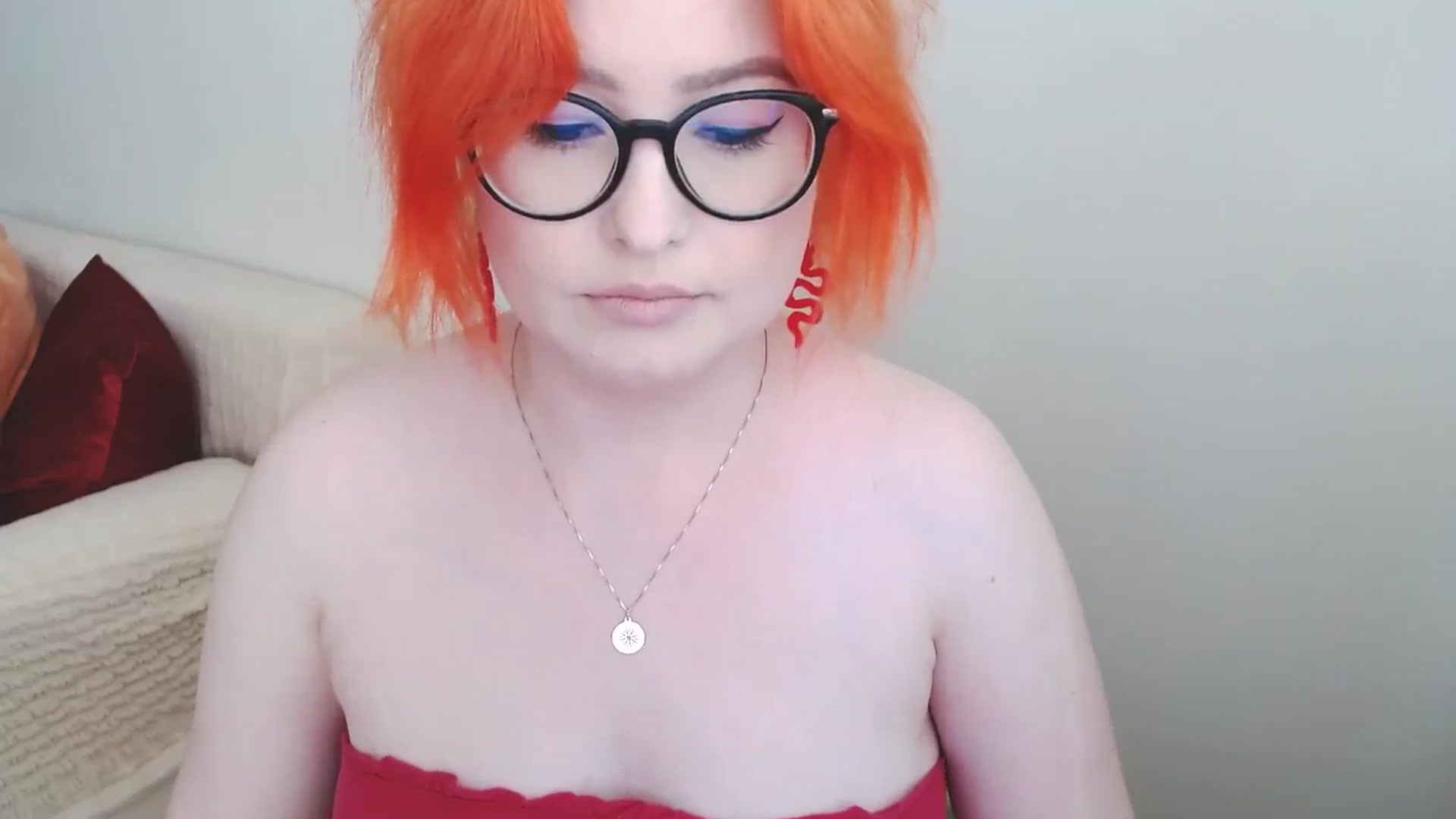 Gallery image thumbnail from EvaStar19's myfreecams stream on, 06/19/2024, 16:15 image 12 of 20