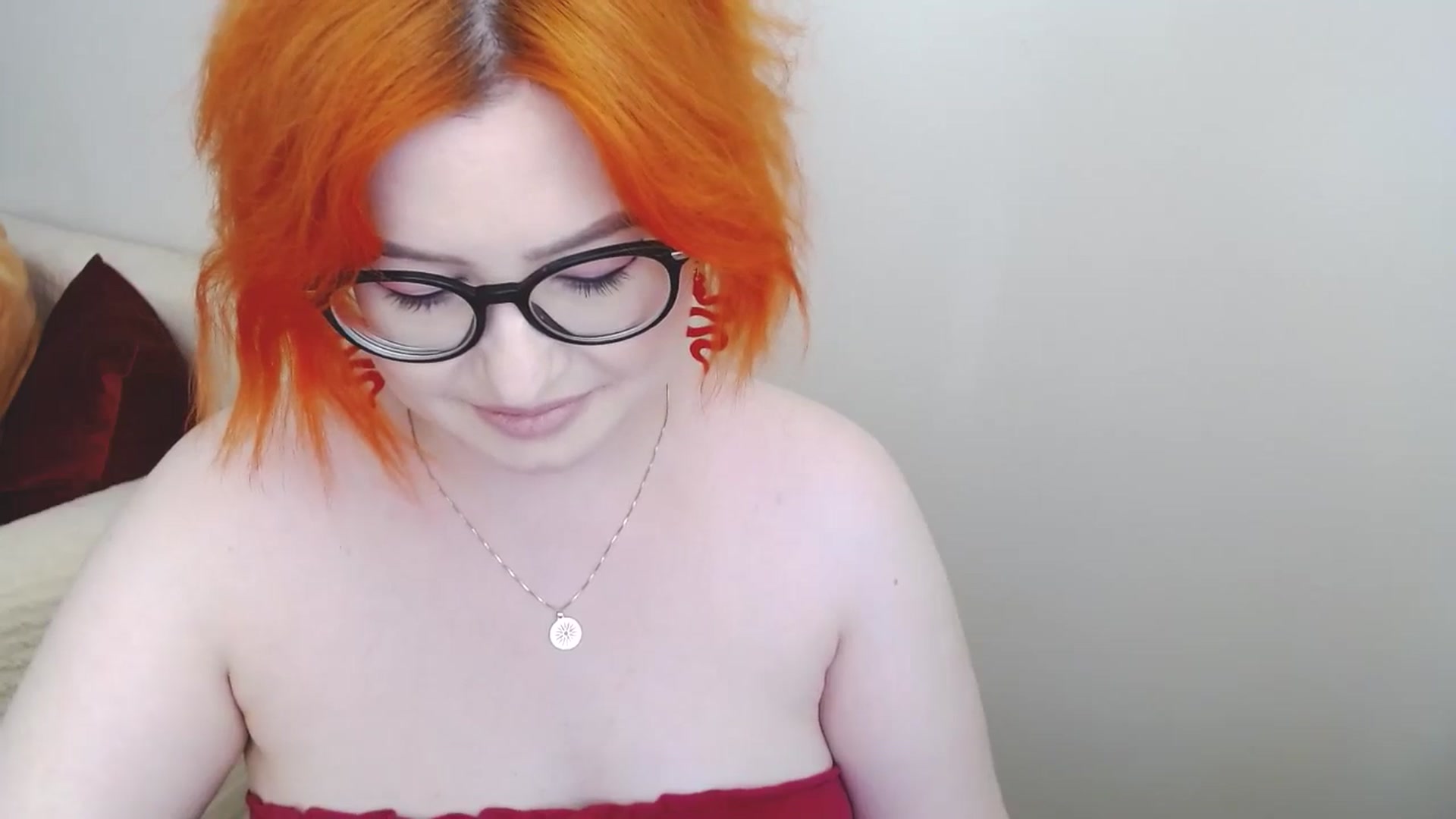 Gallery image thumbnail from EvaStar19's myfreecams stream on, 06/19/2024, 16:15 image 16 of 20