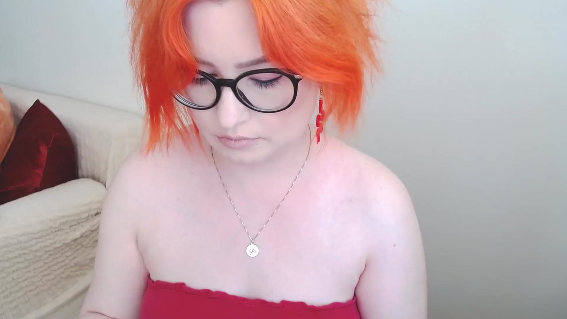 Gallery image thumbnail from EvaStar19's myfreecams stream on, 06/19/2024, 16:15 image 9 of 20