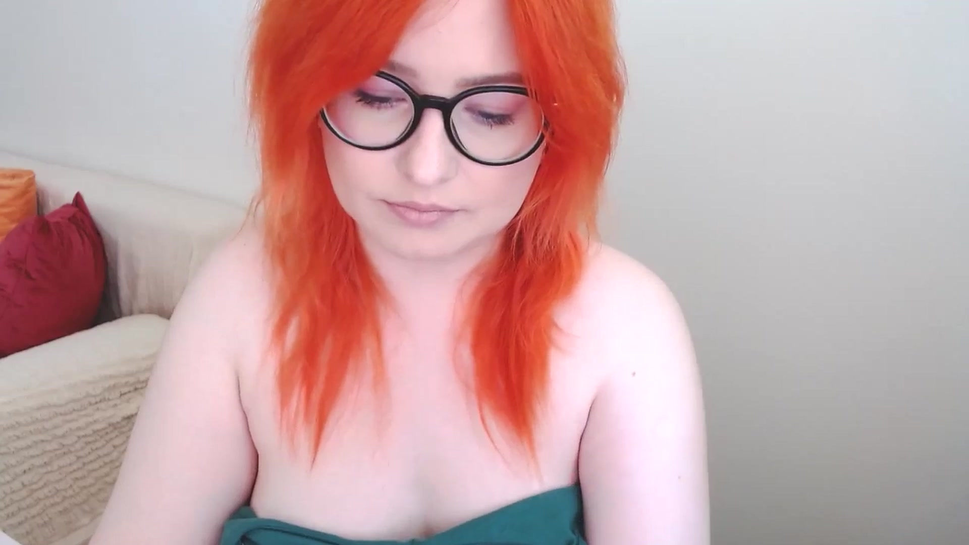 Gallery image thumbnail from EvaStar19's myfreecams stream on, 06/29/2024, 14:18 image 6 of 20