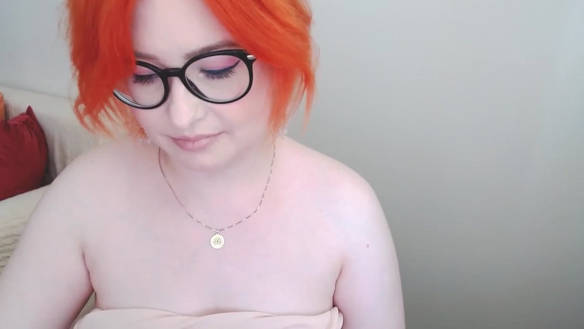 Gallery image thumbnail from EvaStar19's myfreecams stream on, 07/01/2024, 15:33 image 7 of 20