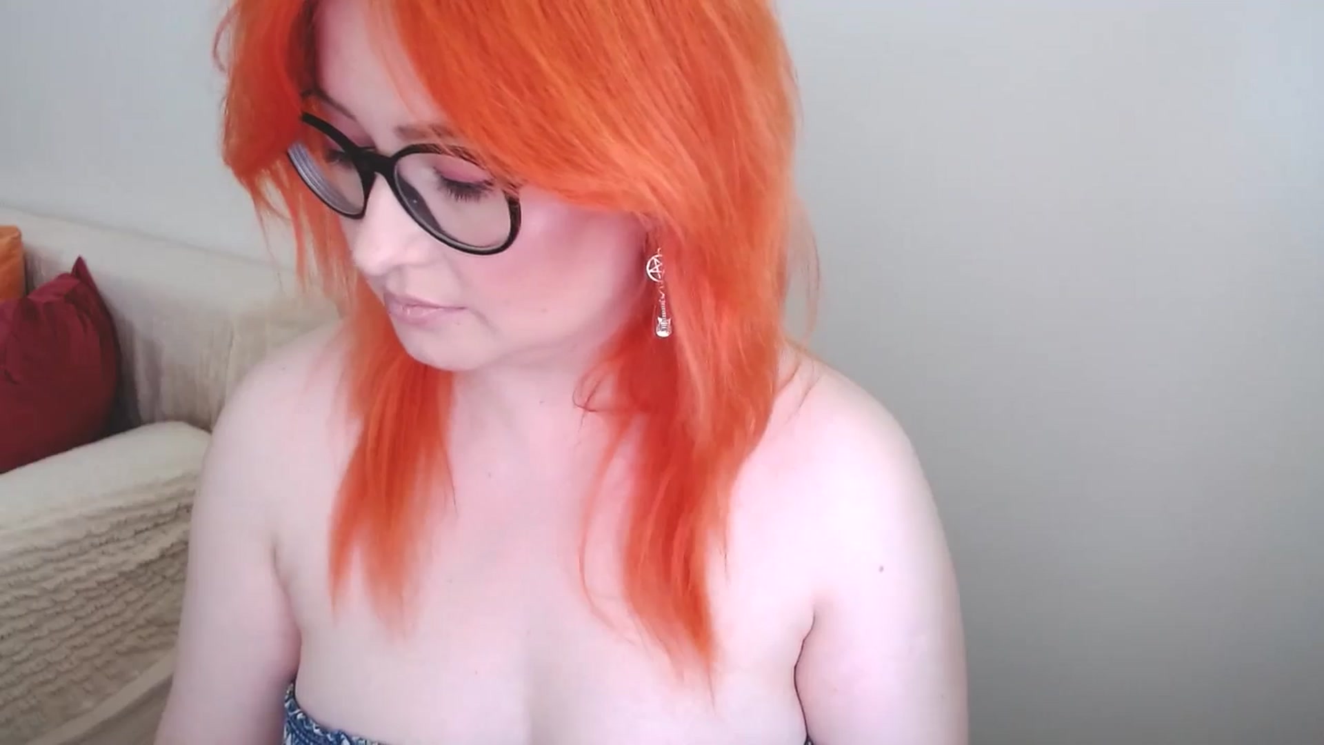 Gallery image thumbnail from EvaStar19's myfreecams stream on, 07/03/2024, 12:53 image 13 of 20