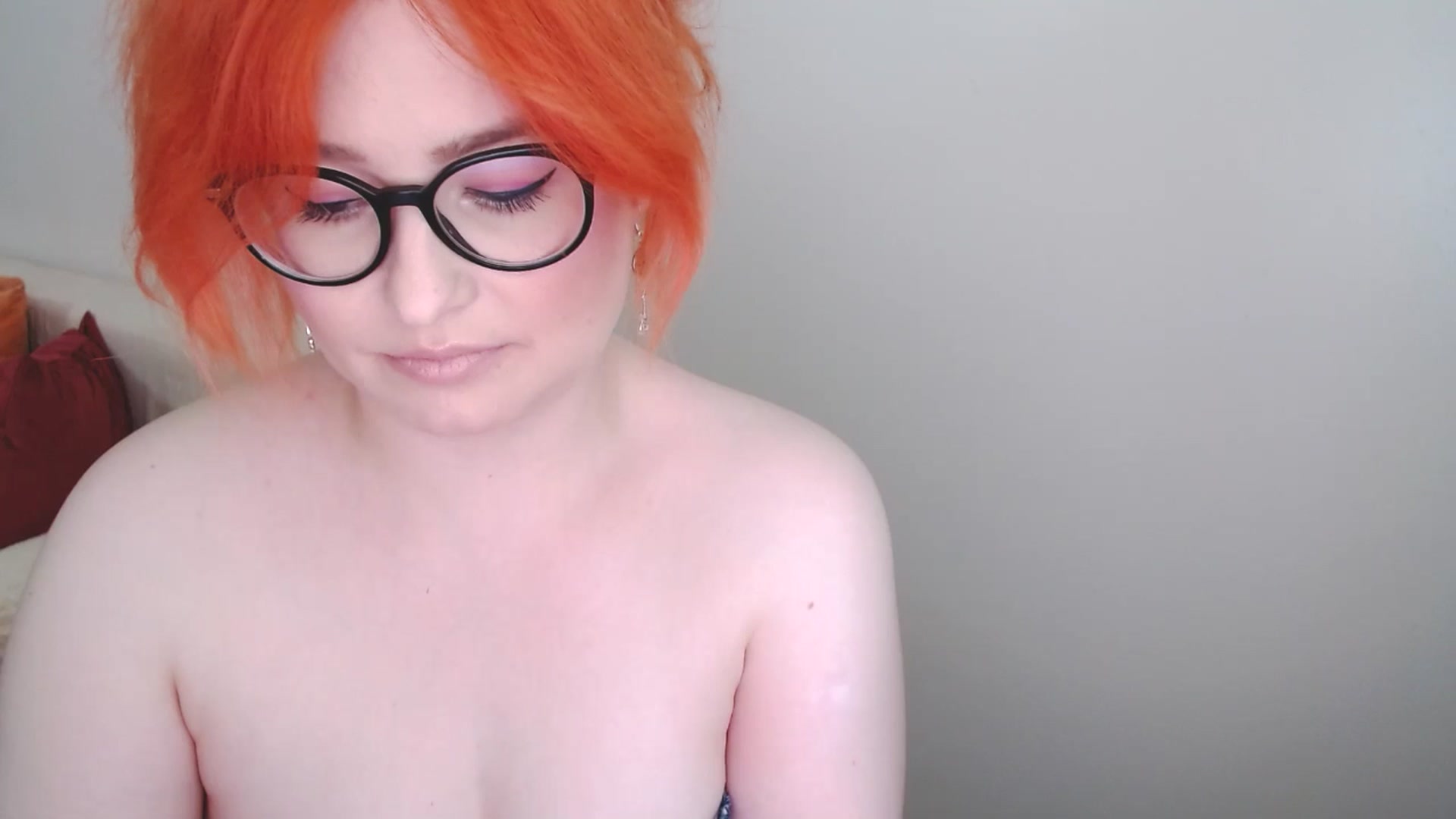 Gallery image thumbnail from EvaStar19's myfreecams stream on, 07/03/2024, 13:32 image 9 of 20