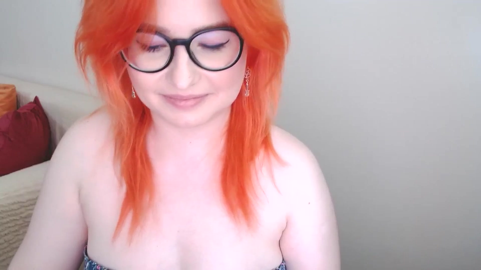 Gallery image thumbnail from EvaStar19's myfreecams stream on, 07/03/2024, 15:44 image 18 of 20