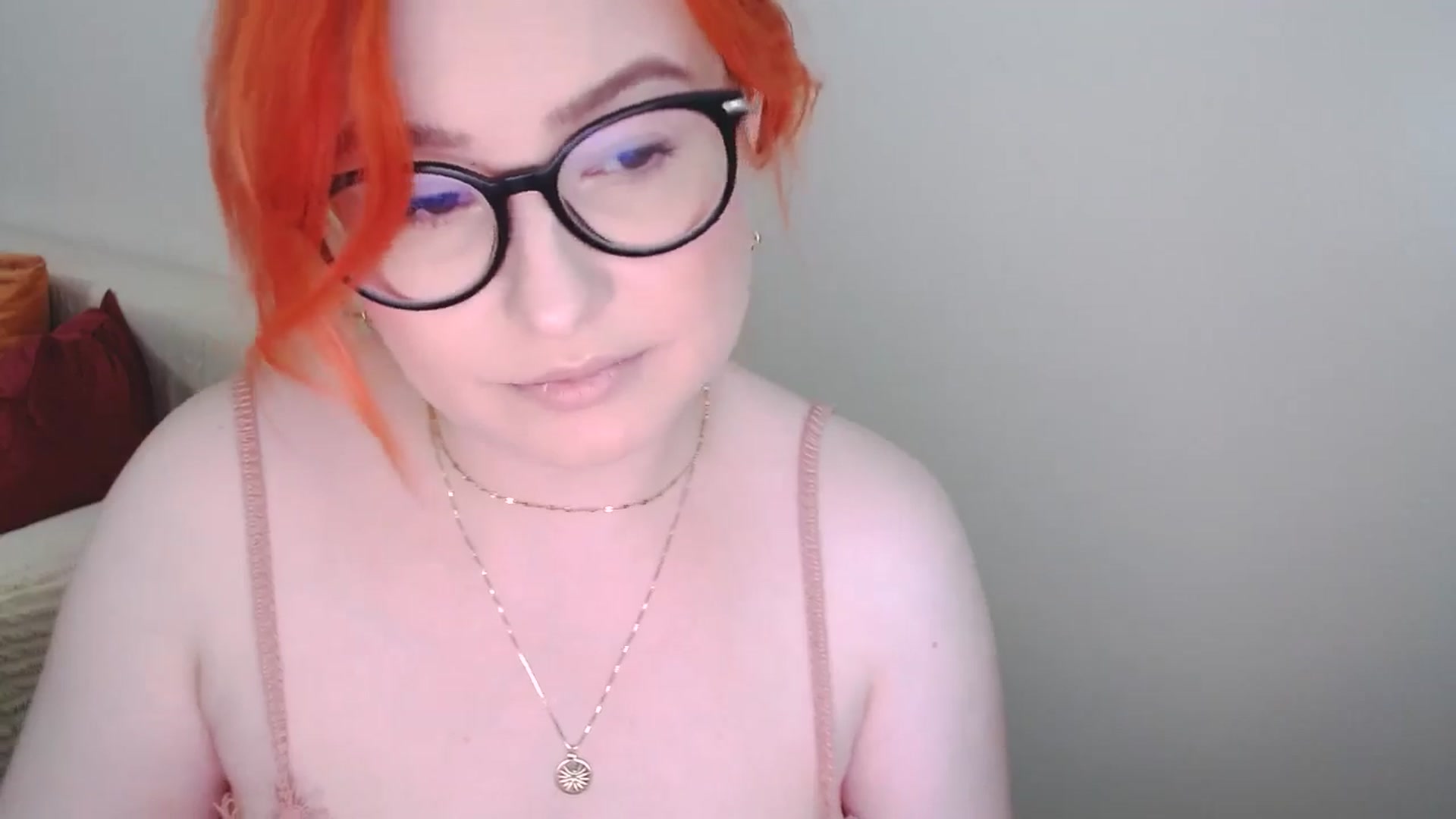 Gallery image thumbnail from EvaStar19's myfreecams stream on, 07/06/2024, 11:19 image 7 of 20