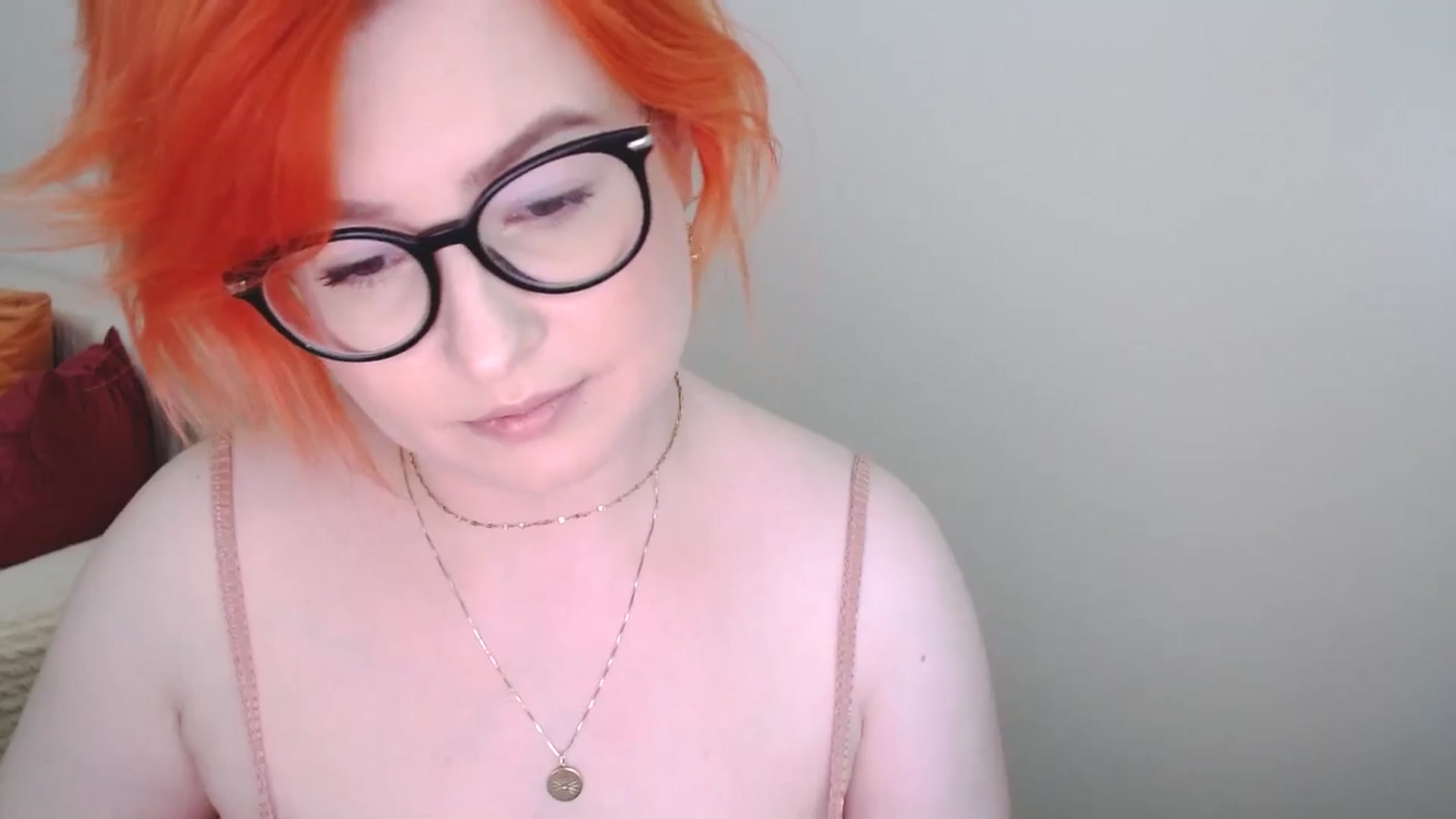 Gallery image thumbnail from EvaStar19's myfreecams stream on, 07/06/2024, 12:32 image 15 of 20