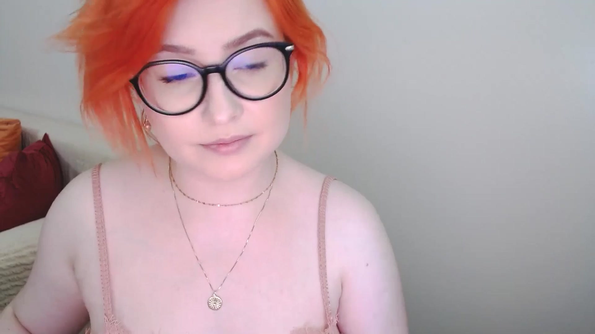 Gallery image thumbnail from EvaStar19's myfreecams stream on, 07/06/2024, 12:32 image 8 of 20