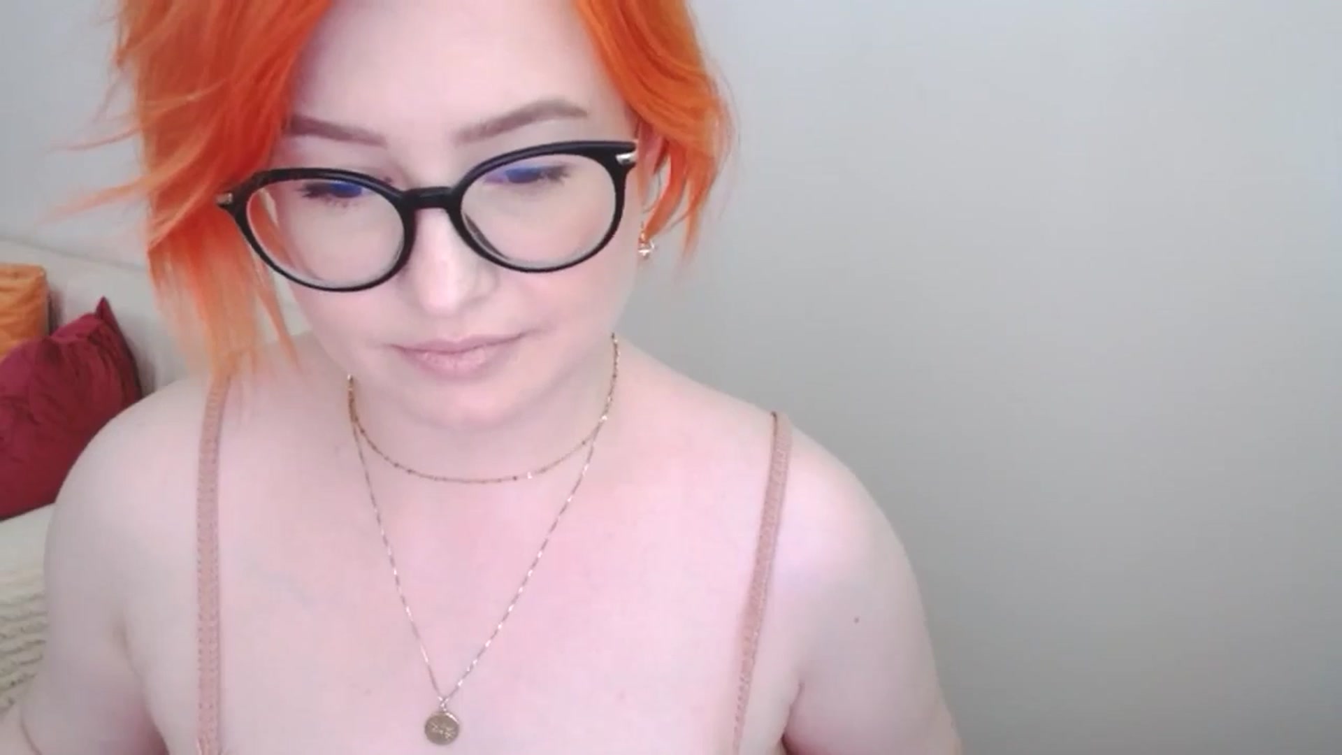 Gallery image thumbnail from EvaStar19's myfreecams stream on, 07/06/2024, 14:31 image 14 of 20