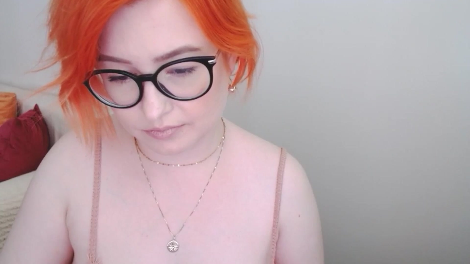 Gallery image thumbnail from EvaStar19's myfreecams stream on, 07/06/2024, 14:31 image 15 of 20