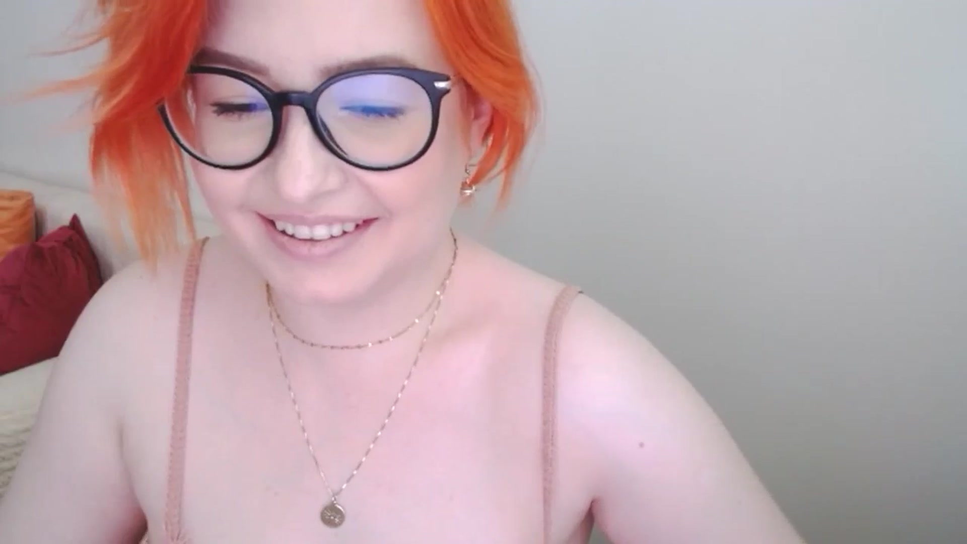 Gallery image thumbnail from EvaStar19's myfreecams stream on, 07/06/2024, 14:31 image 11 of 20