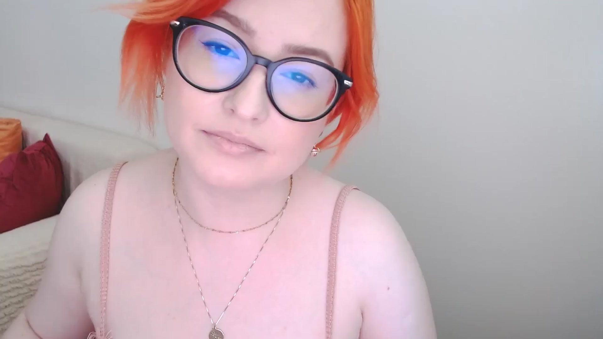 Gallery image thumbnail from EvaStar19's myfreecams stream on, 07/06/2024, 14:31 image 2 of 20