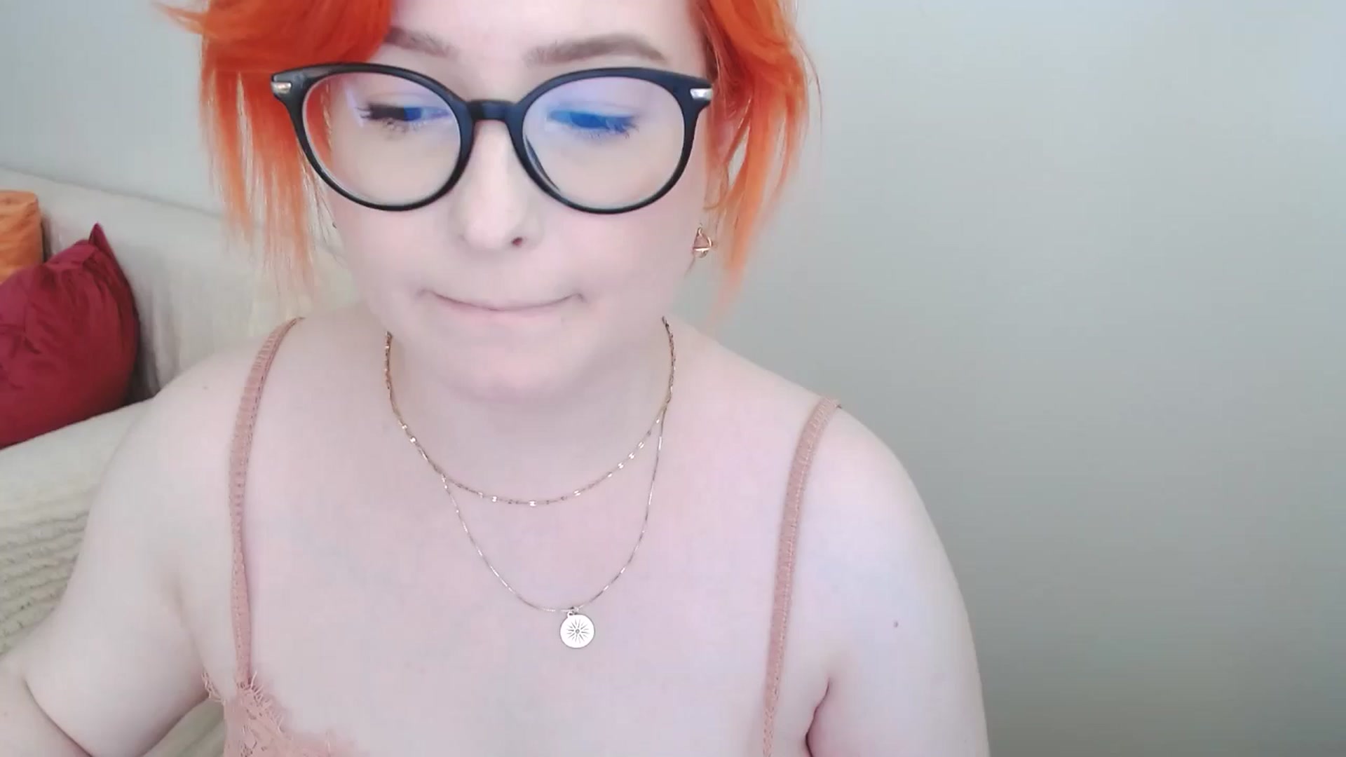 Gallery image thumbnail from EvaStar19's myfreecams stream on, 07/06/2024, 16:11 image 11 of 20