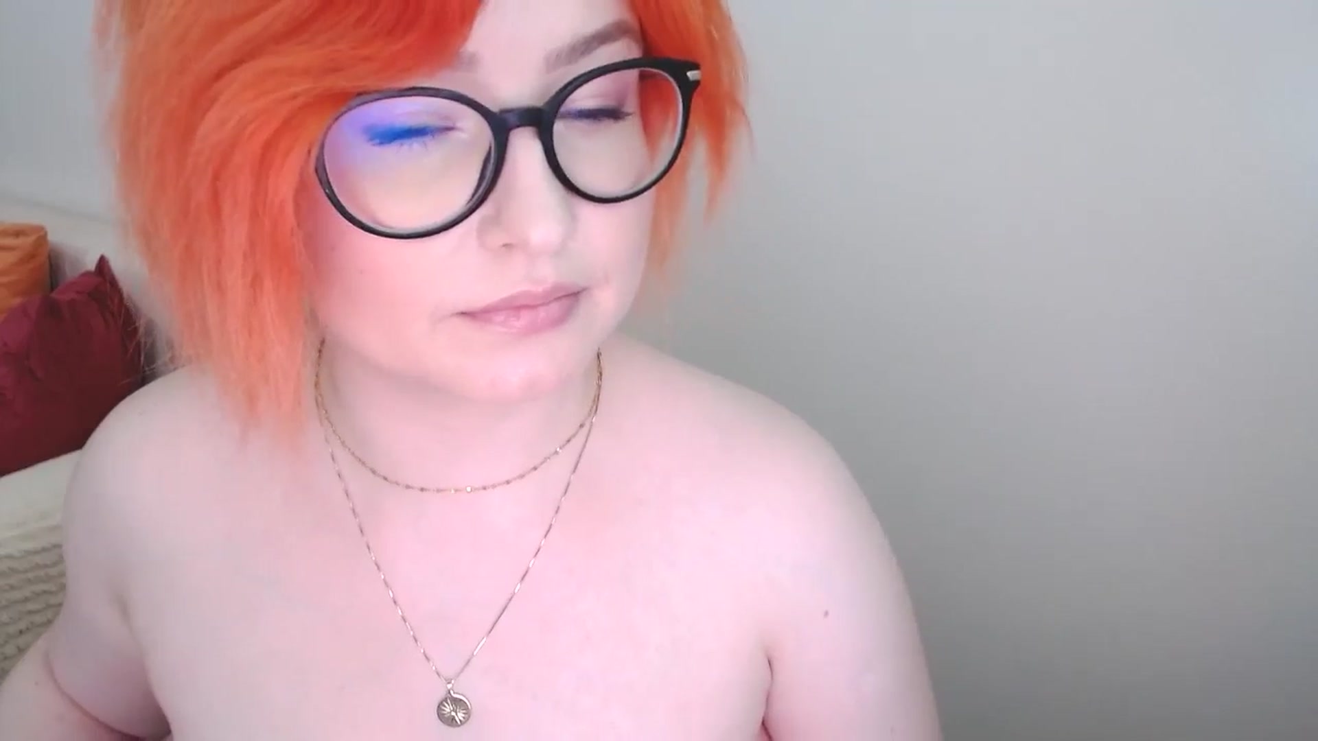 Gallery image thumbnail from EvaStar19's myfreecams stream on, 07/08/2024, 13:00 image 10 of 20