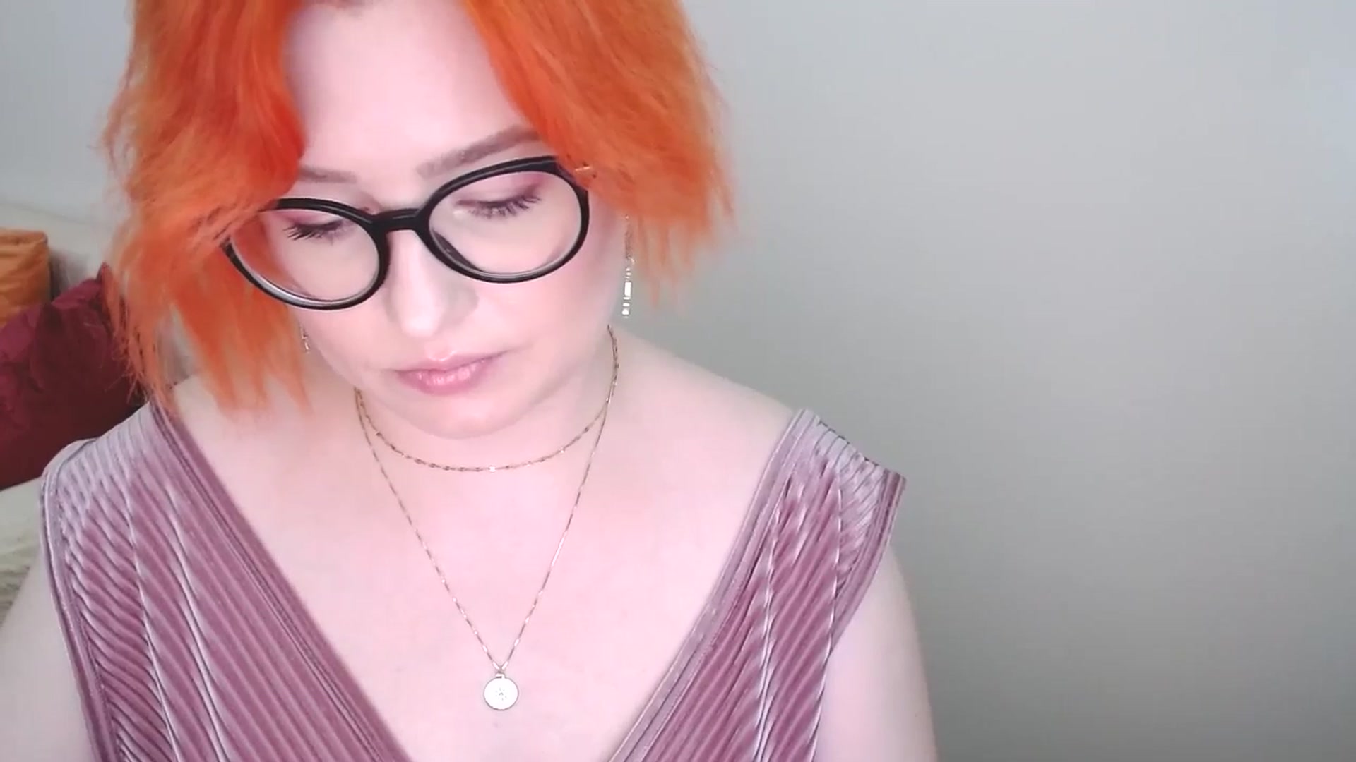 Gallery image thumbnail from EvaStar19's myfreecams stream on, 07/08/2024, 13:00 image 4 of 20