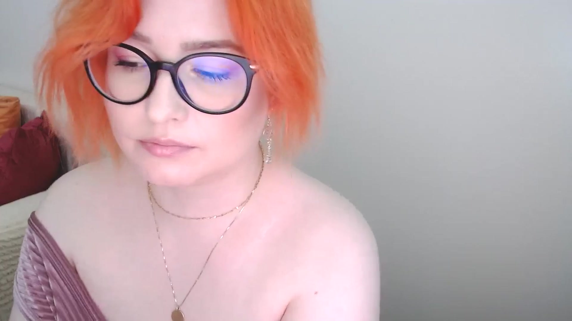 Gallery image thumbnail from EvaStar19's myfreecams stream on, 07/08/2024, 13:00 image 6 of 20
