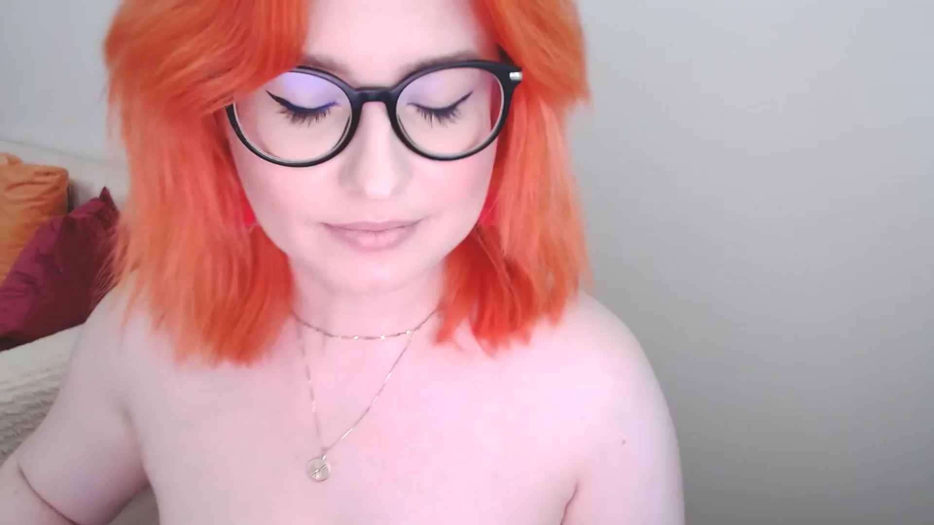 Gallery image thumbnail from EvaStar19's myfreecams stream on, 07/10/2024, 11:58 image 17 of 20