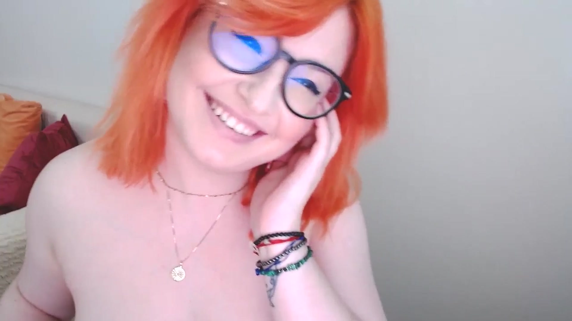 Gallery image thumbnail from EvaStar19's myfreecams stream on, 07/10/2024, 11:58 image 18 of 20