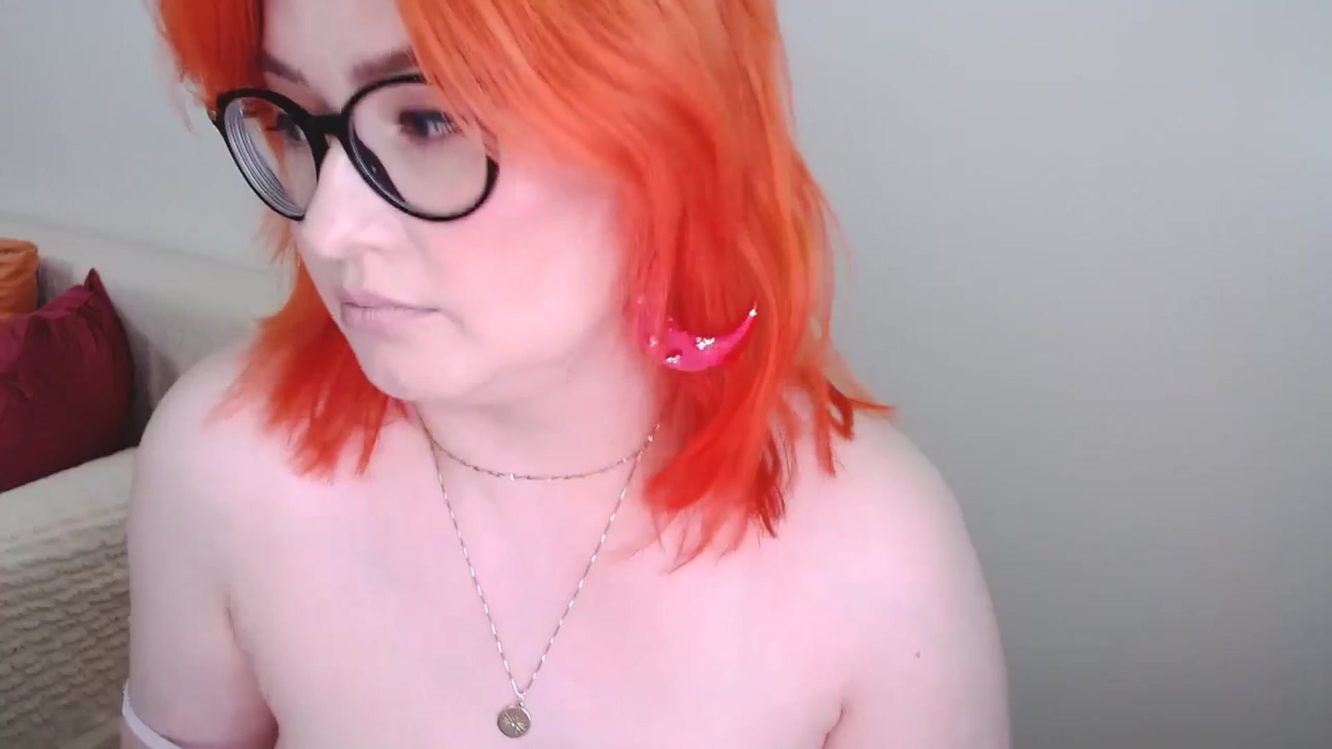 Gallery image thumbnail from EvaStar19's myfreecams stream on, 07/15/2024, 12:46 image 5 of 20