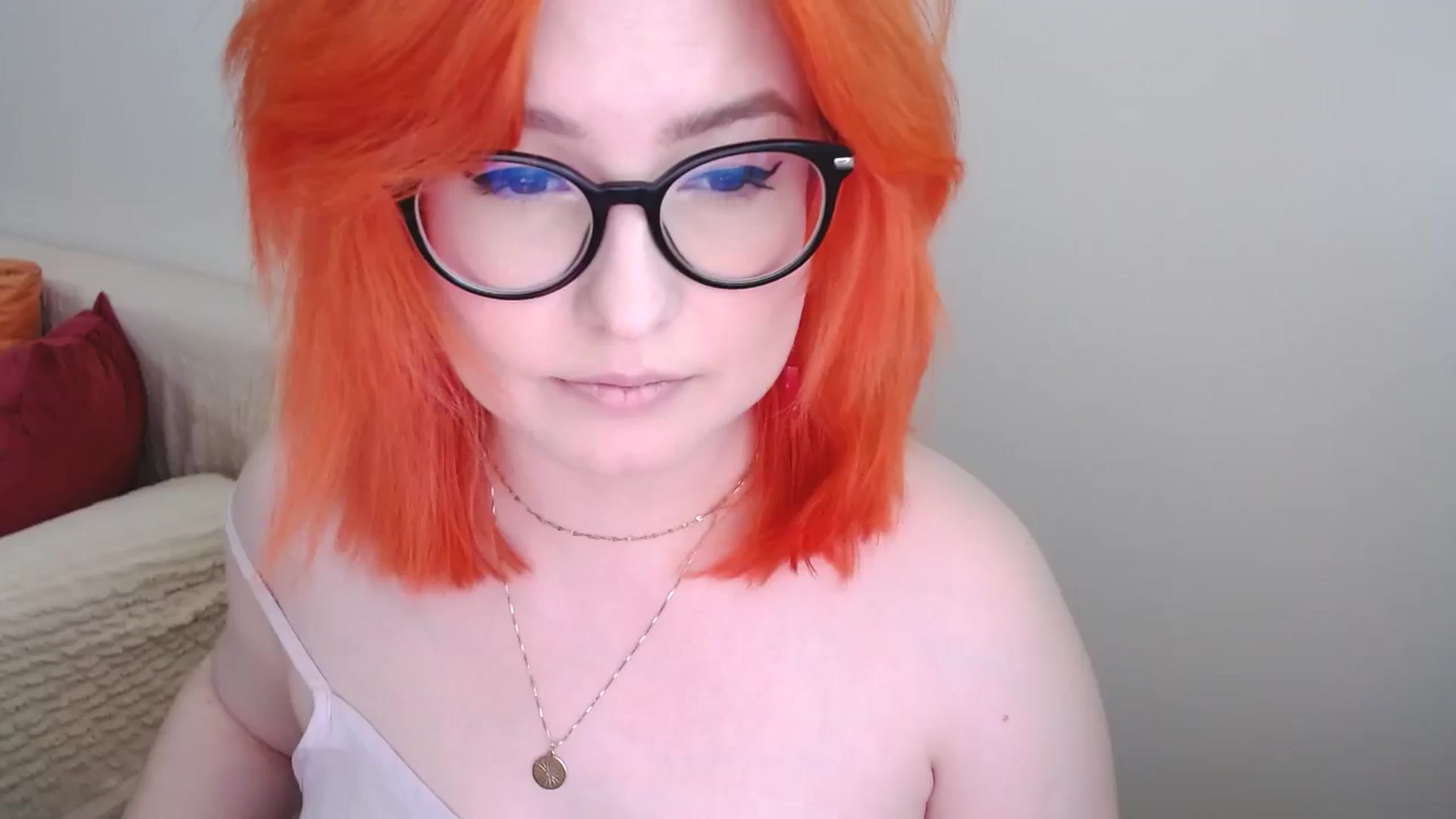 Gallery image thumbnail from EvaStar19's myfreecams stream on, 07/15/2024, 14:06 image 1 of 20