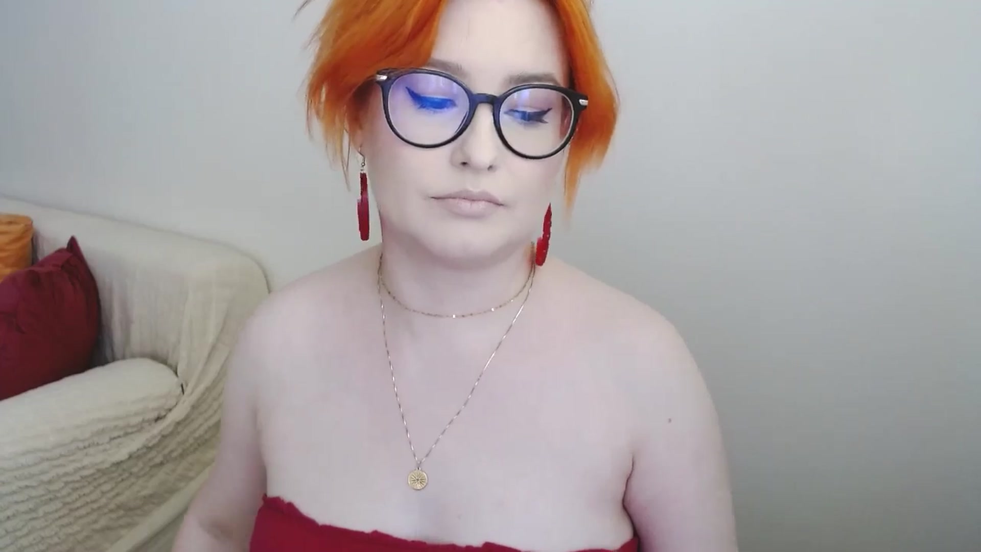 Gallery image thumbnail from EvaStar19's myfreecams stream on, 07/15/2024, 16:15 image 19 of 20