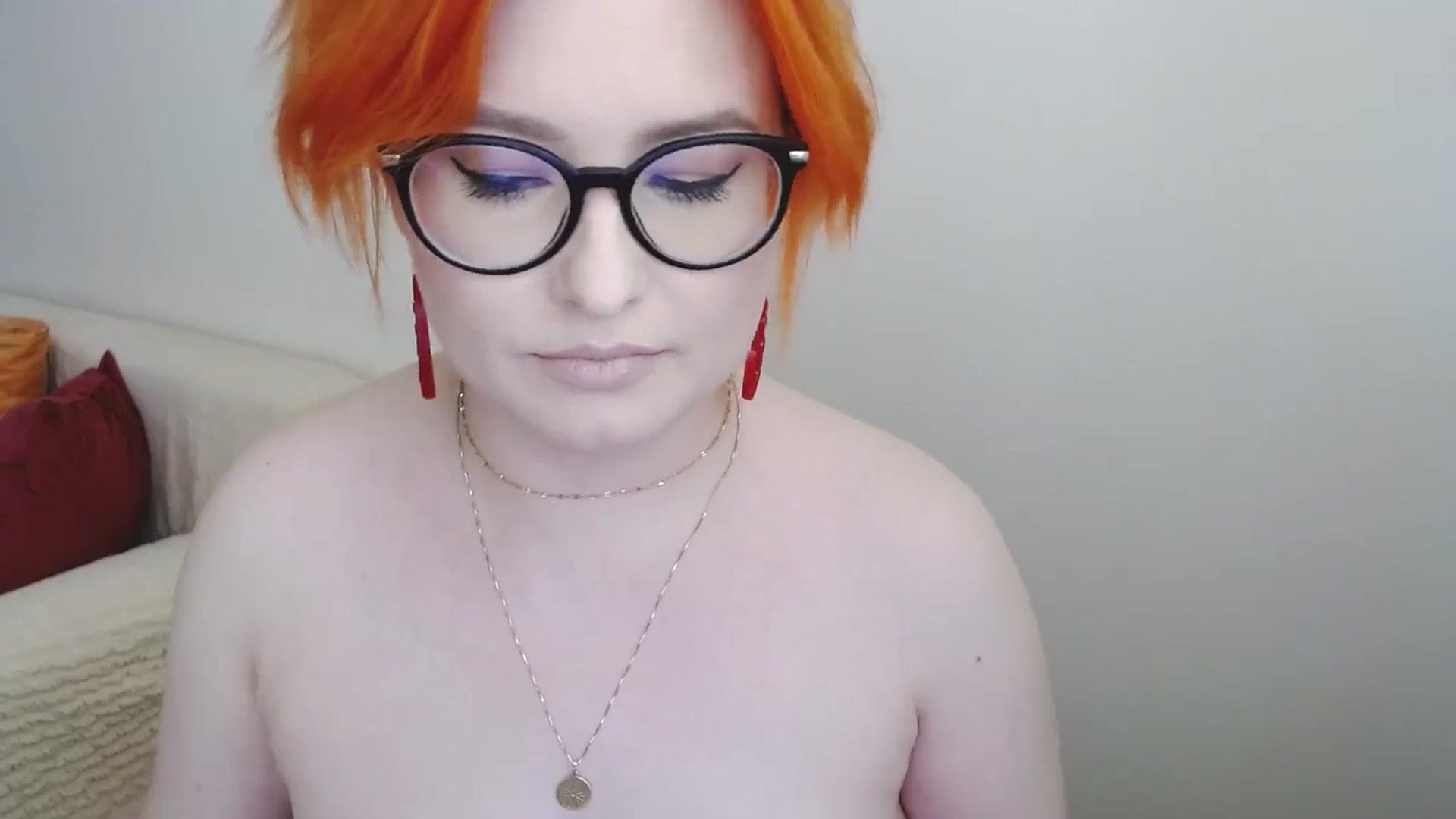 Gallery image thumbnail from EvaStar19's myfreecams stream on, 07/15/2024, 16:15 image 2 of 20
