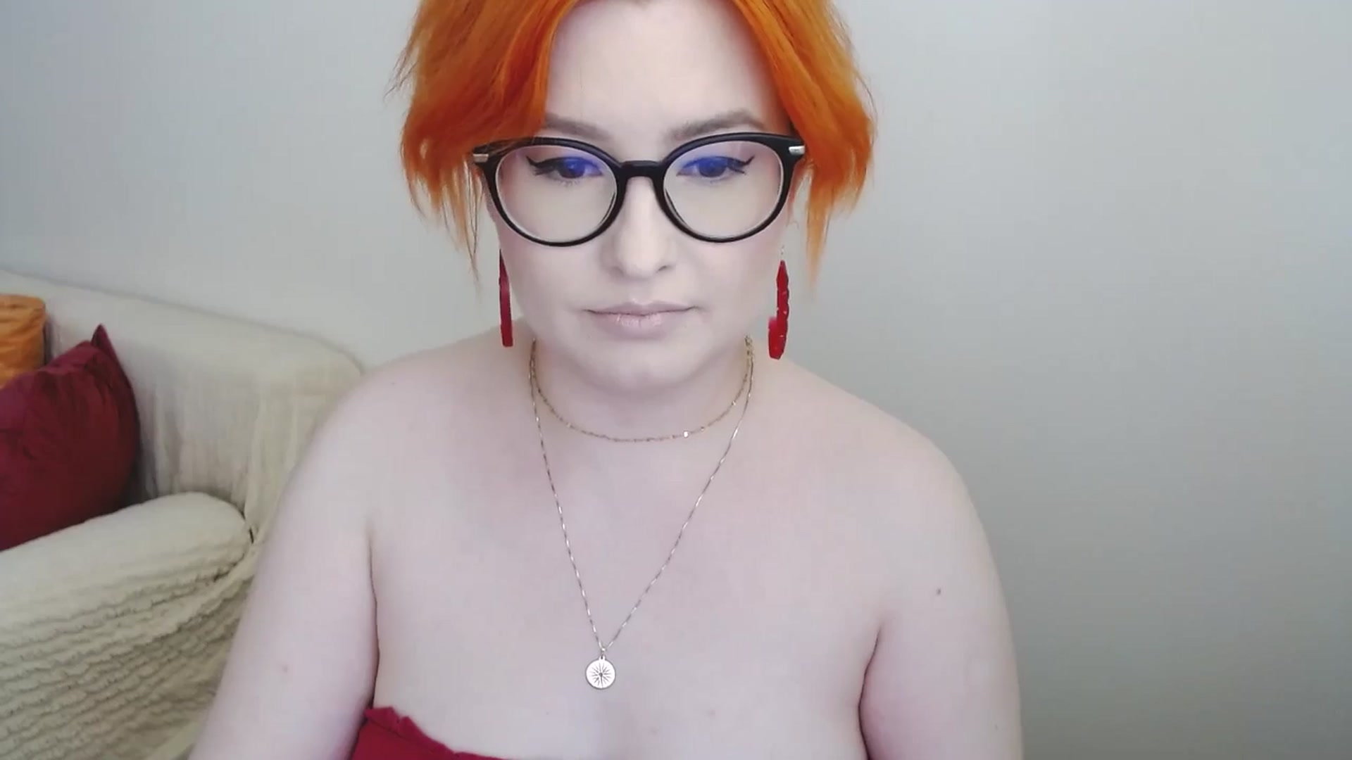 Gallery image thumbnail from EvaStar19's myfreecams stream on, 07/15/2024, 16:15 image 18 of 20