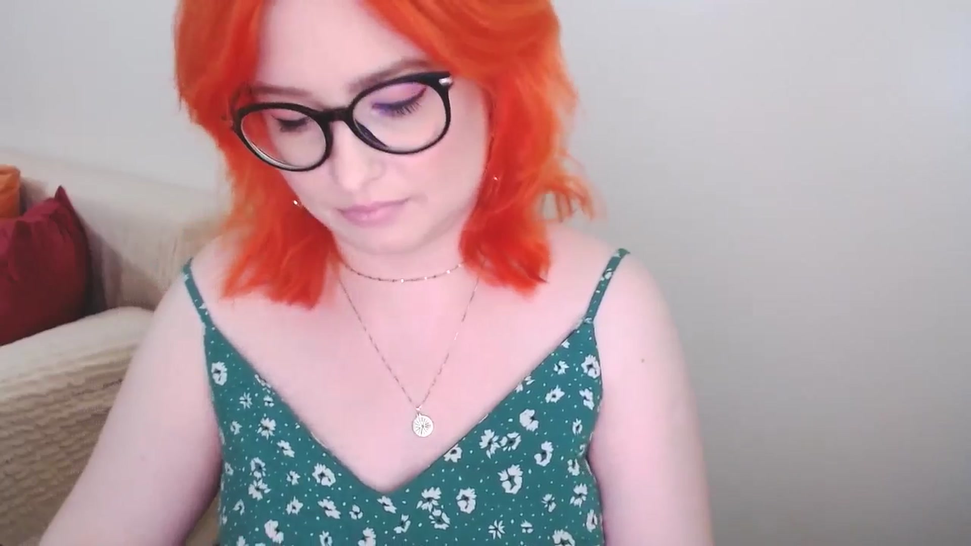 Gallery image thumbnail from EvaStar19's myfreecams stream on, 07/17/2024, 13:12 image 16 of 20