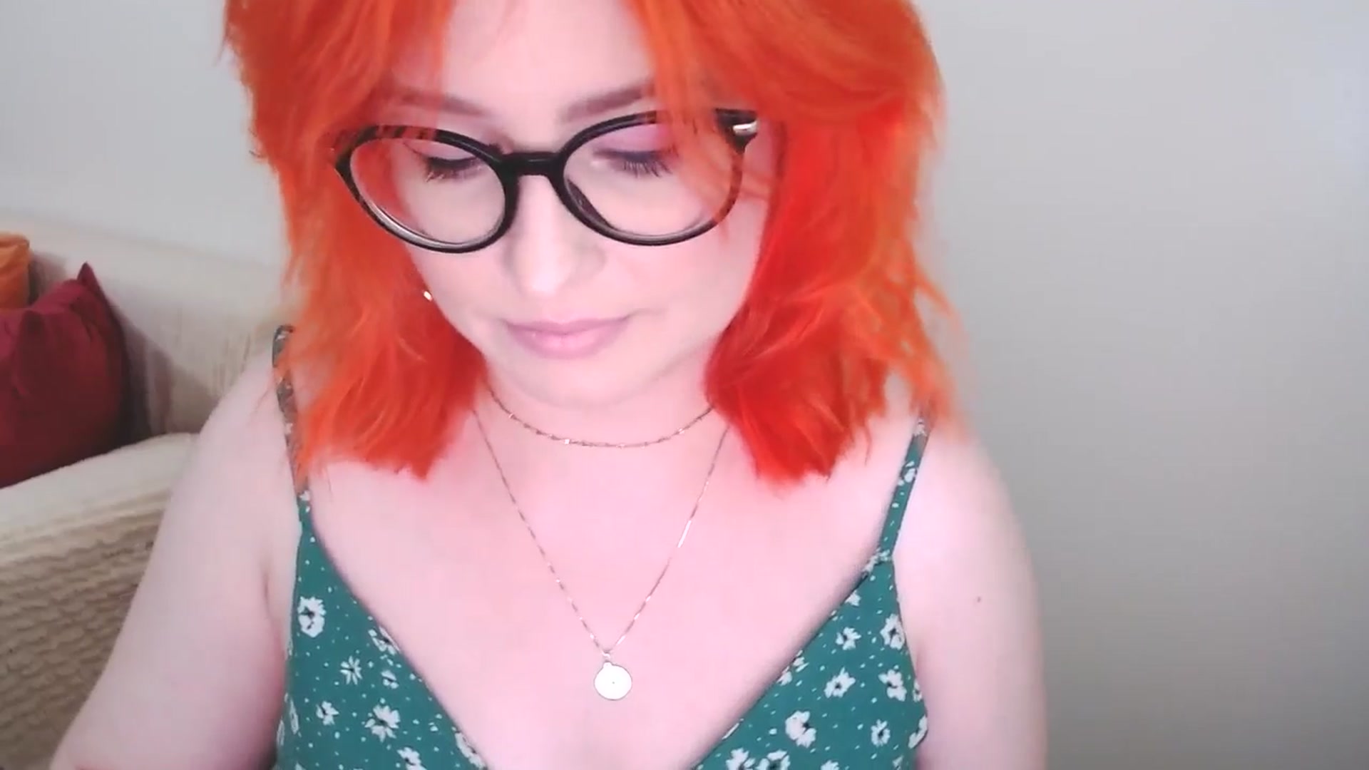 Gallery image thumbnail from EvaStar19's myfreecams stream on, 07/17/2024, 13:12 image 13 of 20