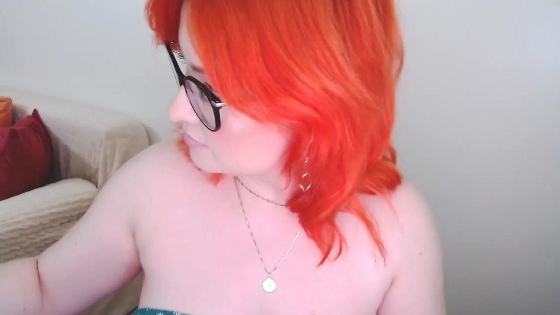 Gallery image thumbnail from EvaStar19's myfreecams stream on, 07/17/2024, 13:12 image 10 of 20
