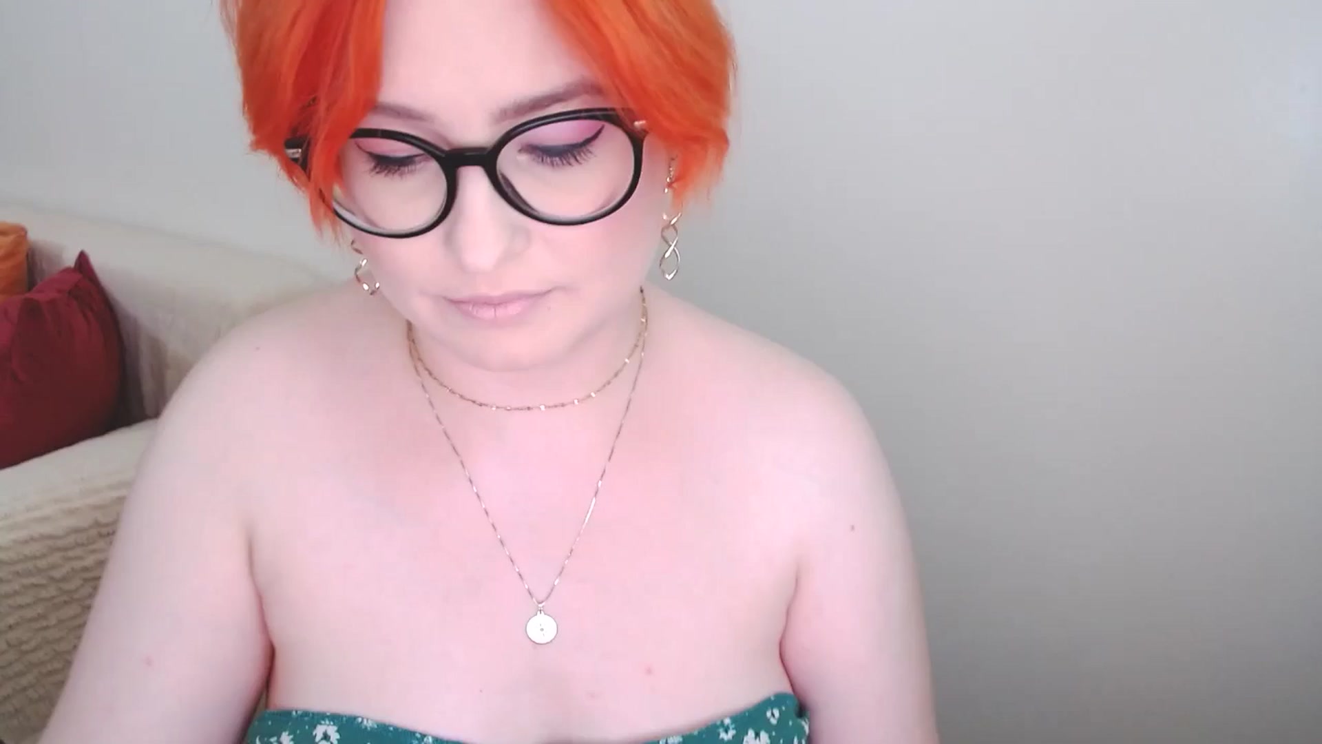 Gallery image thumbnail from EvaStar19's myfreecams stream on, 07/17/2024, 13:55 image 6 of 20