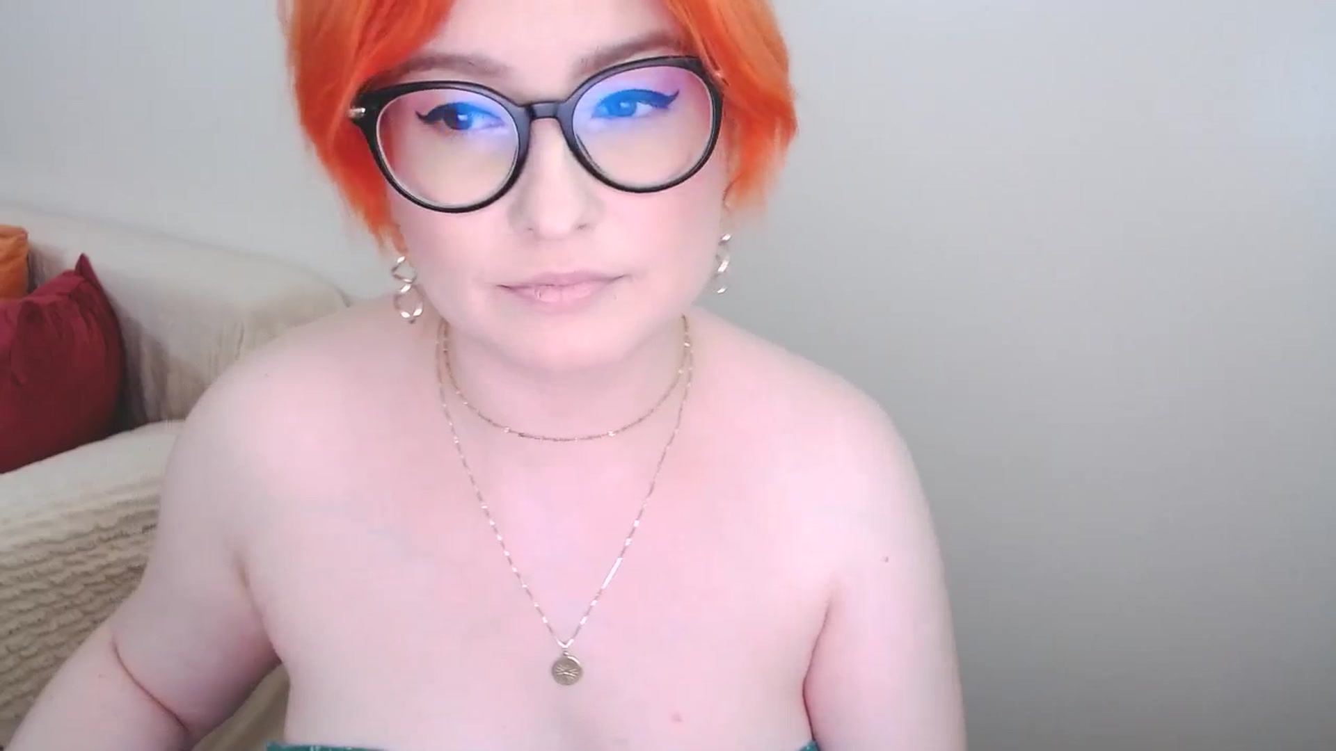 Gallery image thumbnail from EvaStar19's myfreecams stream on, 07/17/2024, 13:55 image 10 of 20