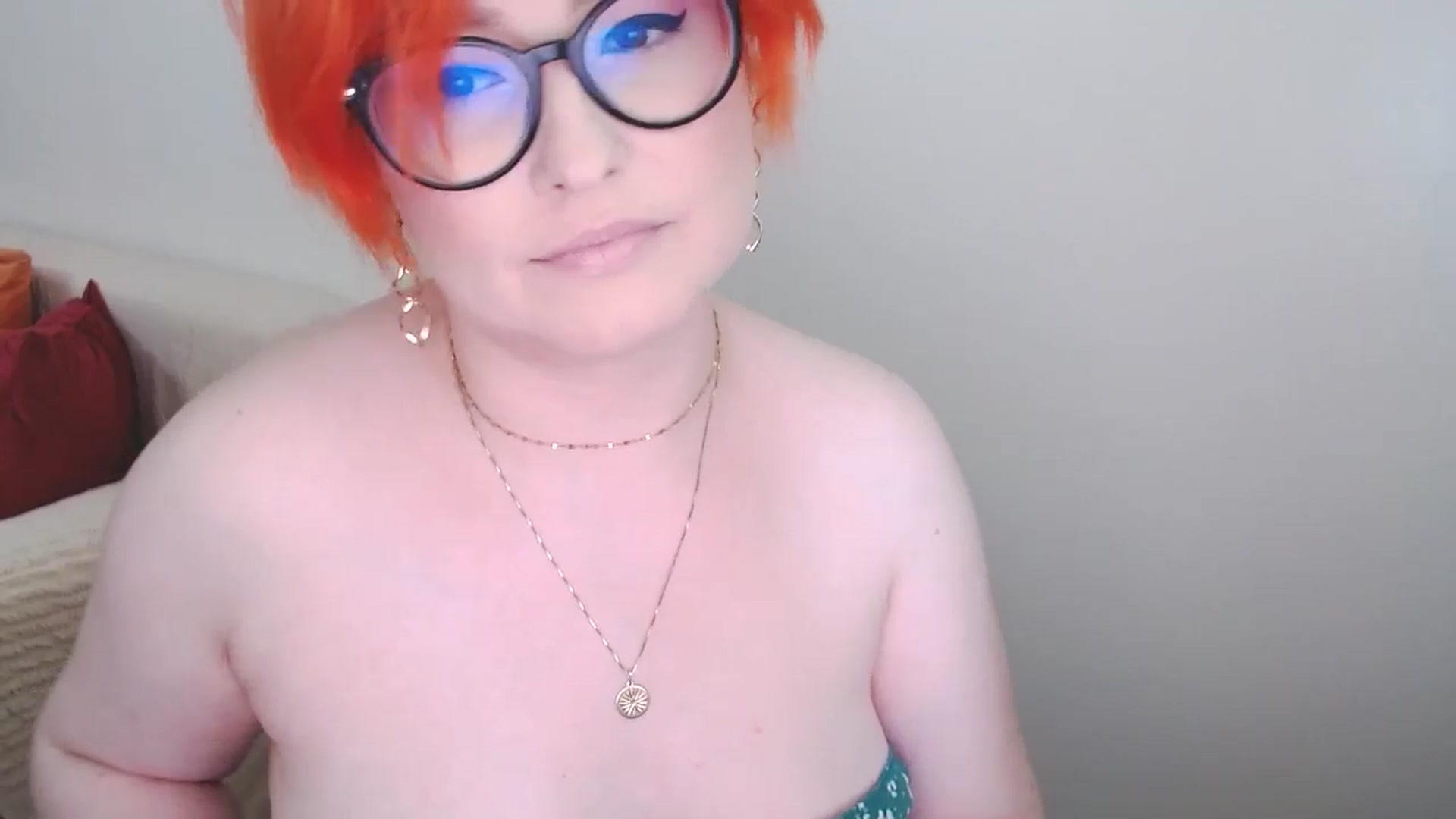 Gallery image thumbnail from EvaStar19's myfreecams stream on, 07/17/2024, 13:55 image 4 of 20