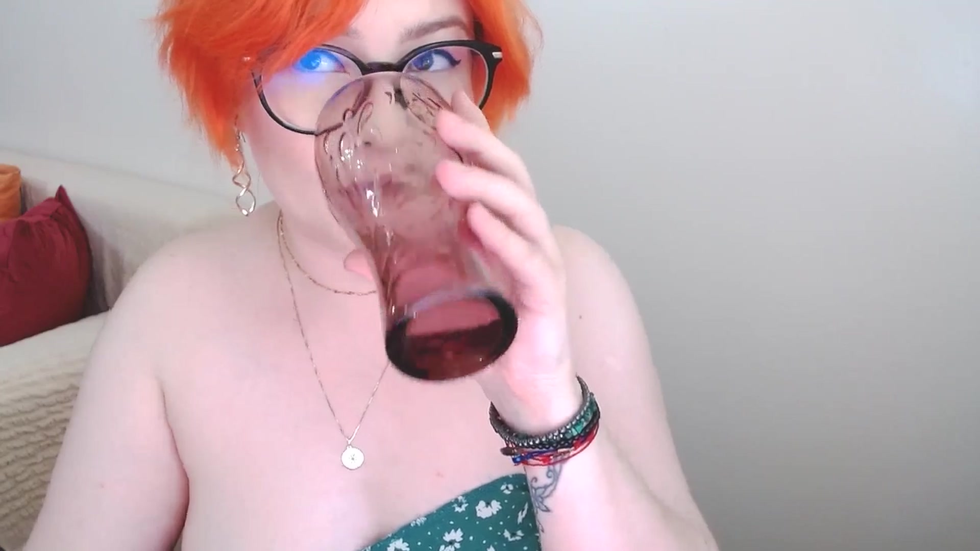 Gallery image thumbnail from EvaStar19's myfreecams stream on, 07/17/2024, 13:55 image 15 of 20
