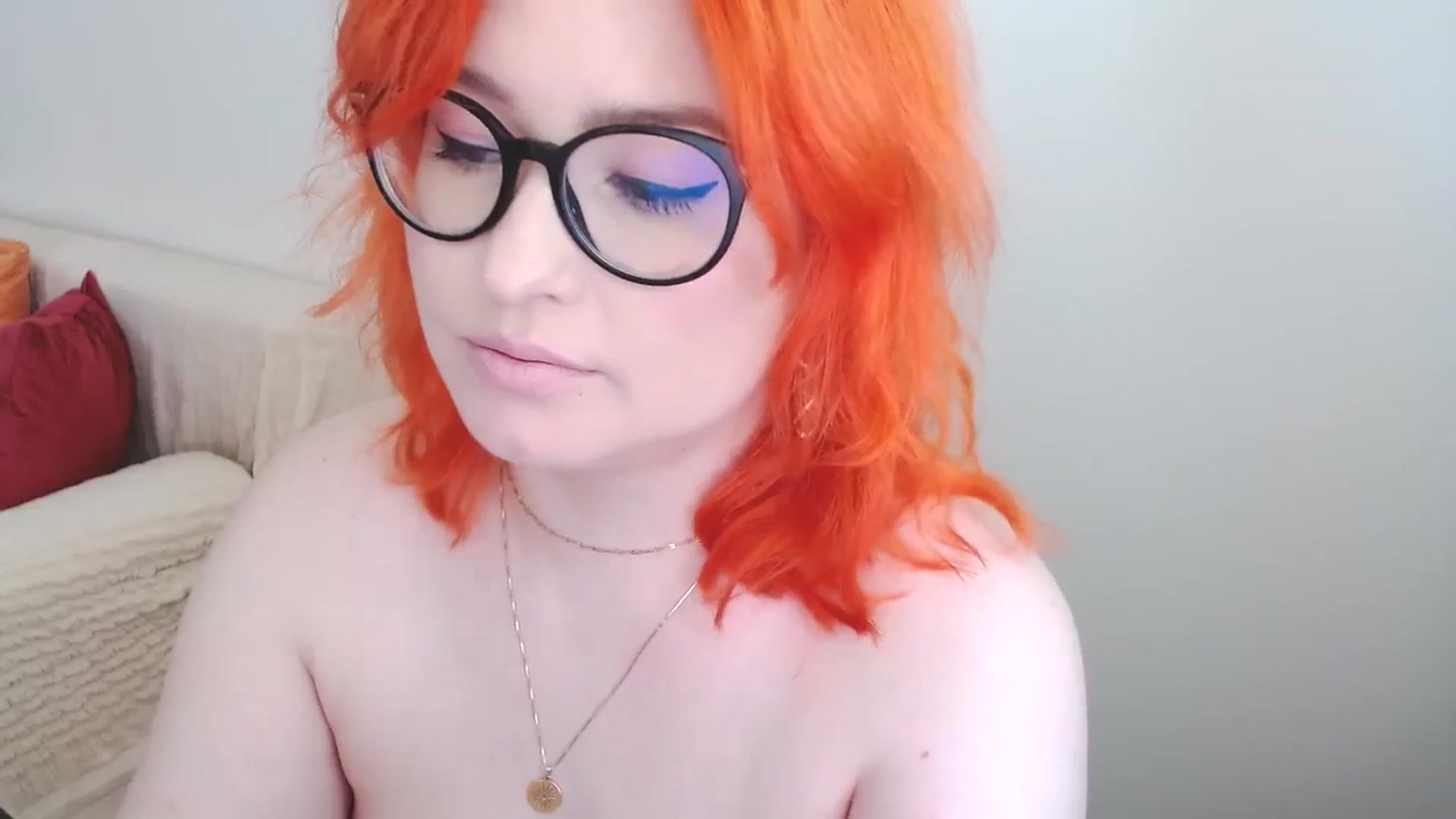Gallery image thumbnail from EvaStar19's myfreecams stream on, 07/17/2024, 14:29 image 11 of 20