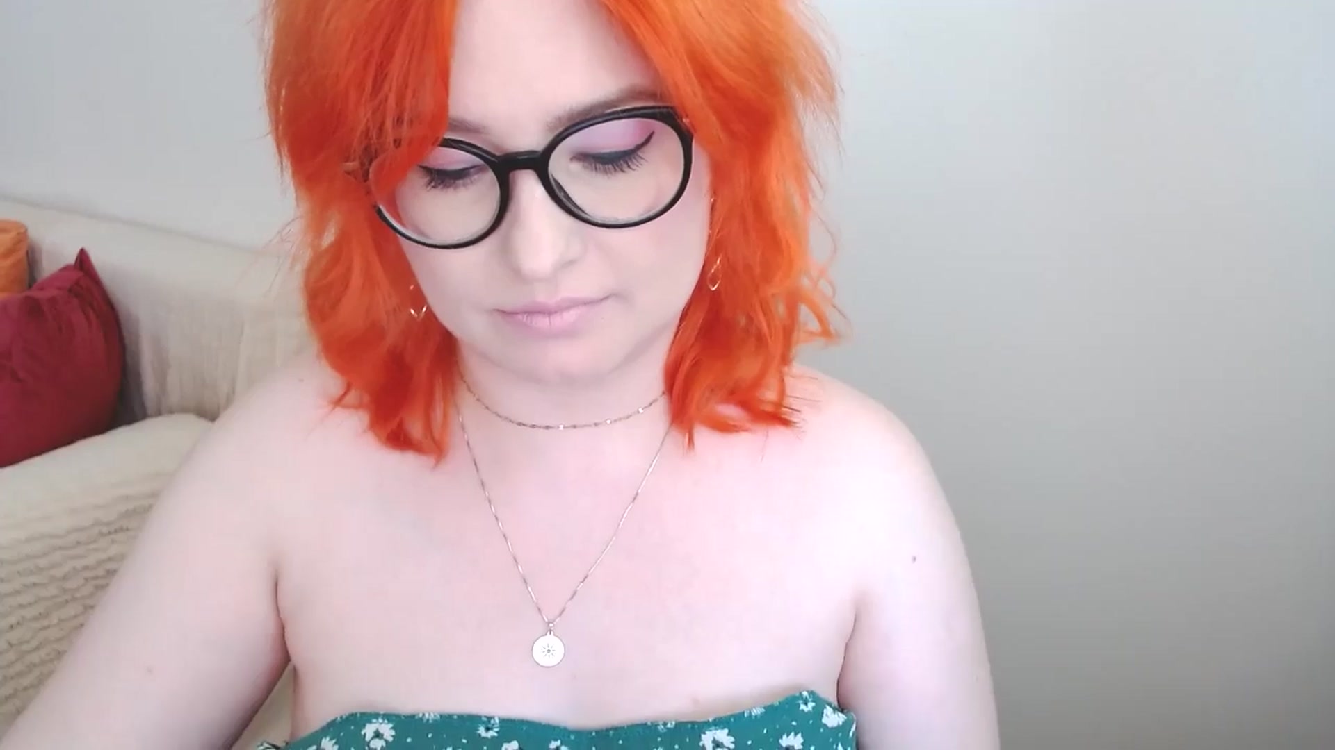 Gallery image thumbnail from EvaStar19's myfreecams stream on, 07/17/2024, 14:29 image 6 of 20