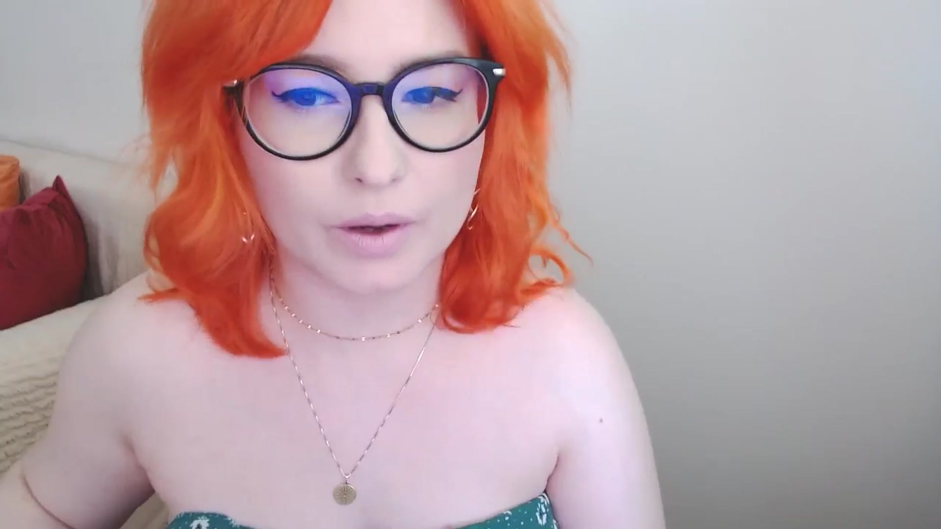 Gallery image thumbnail from EvaStar19's myfreecams stream on, 07/17/2024, 14:29 image 2 of 20