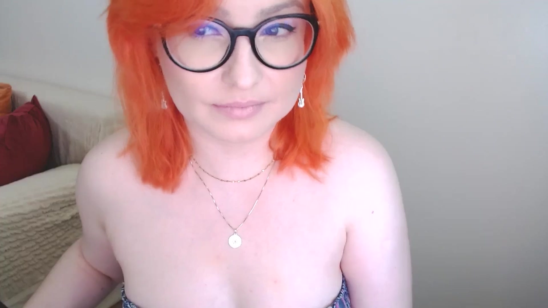 Gallery image thumbnail from EvaStar19's myfreecams stream on, 07/20/2024, 12:14 image 4 of 20
