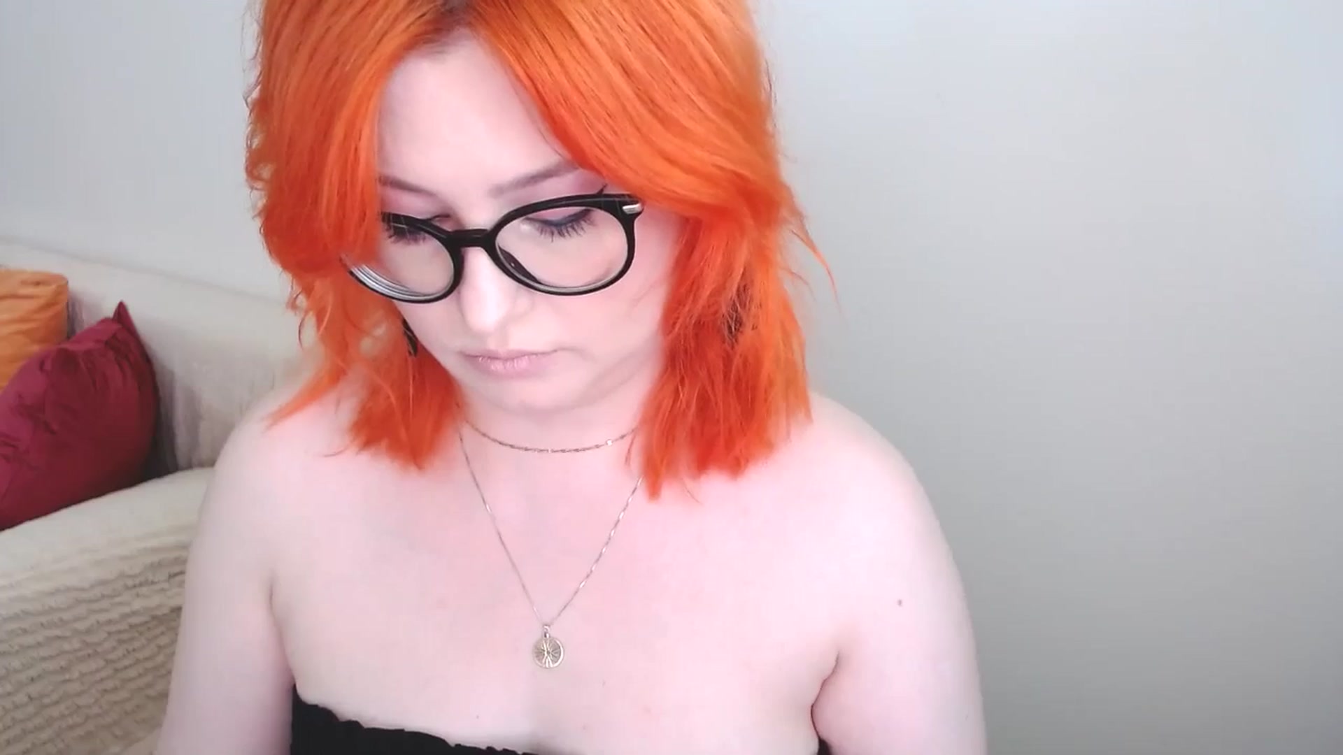 Gallery image thumbnail from EvaStar19's myfreecams stream on, 07/22/2024, 11:08 image 6 of 20