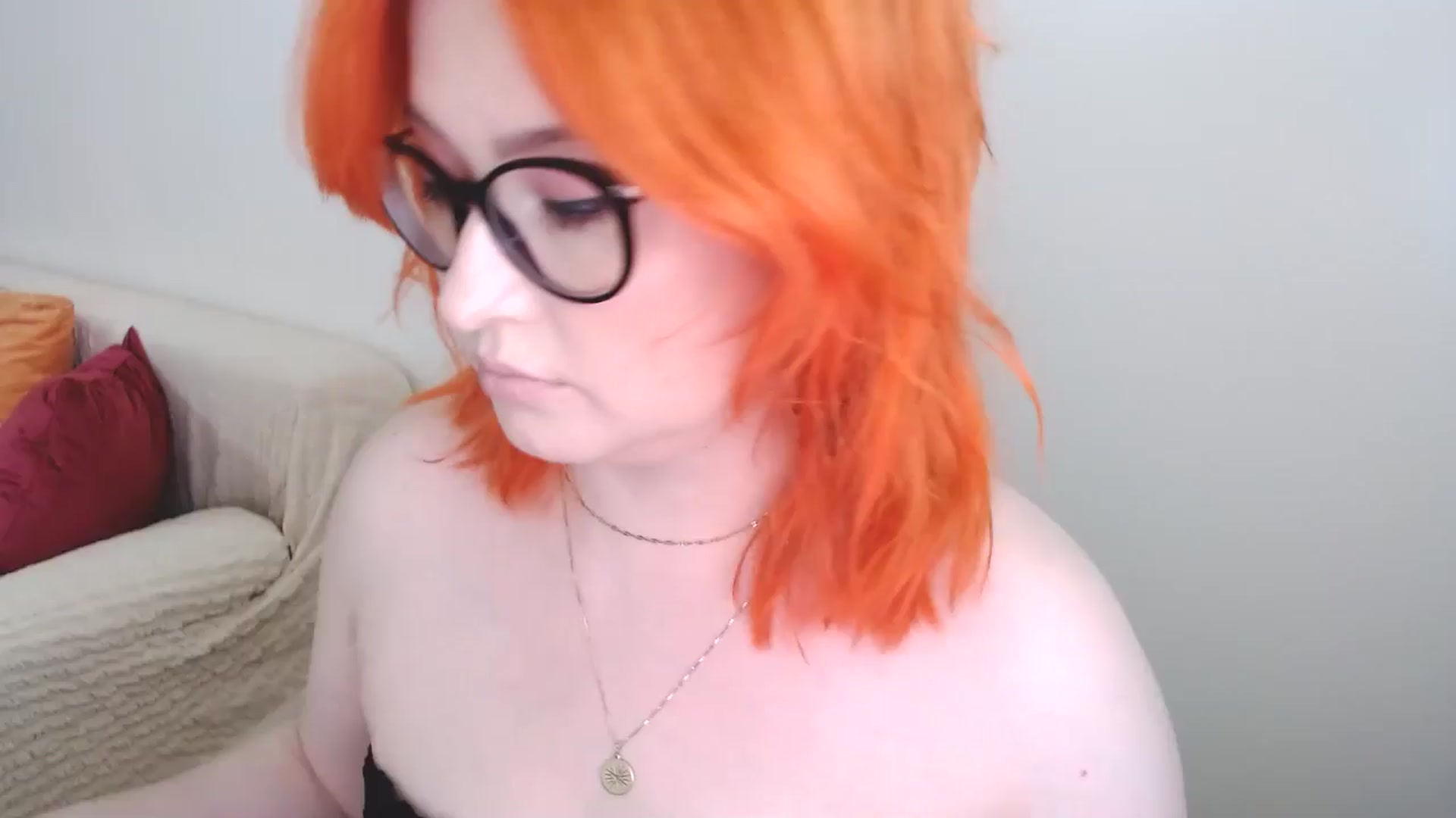 Gallery image thumbnail from EvaStar19's myfreecams stream on, 07/22/2024, 11:08 image 1 of 20