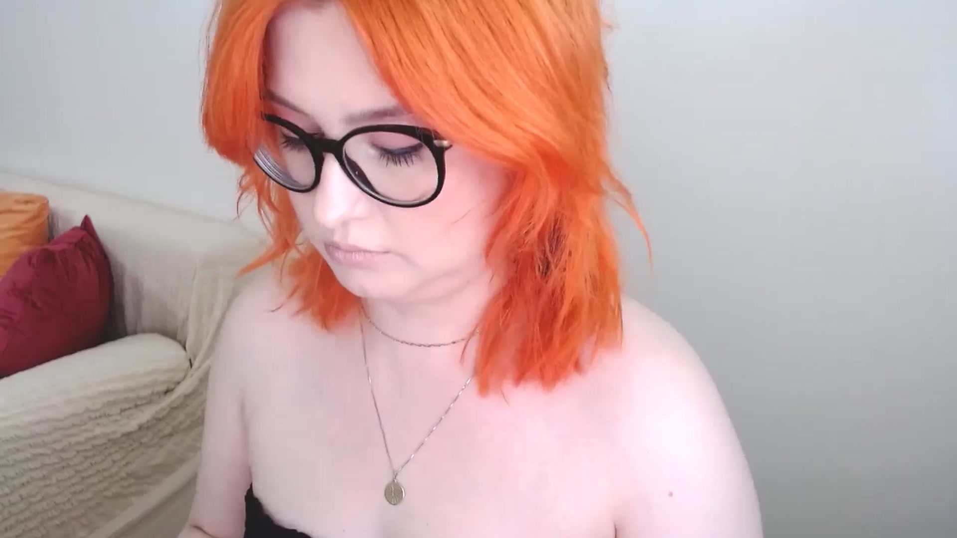 Gallery image thumbnail from EvaStar19's myfreecams stream on, 07/22/2024, 11:08 image 2 of 20