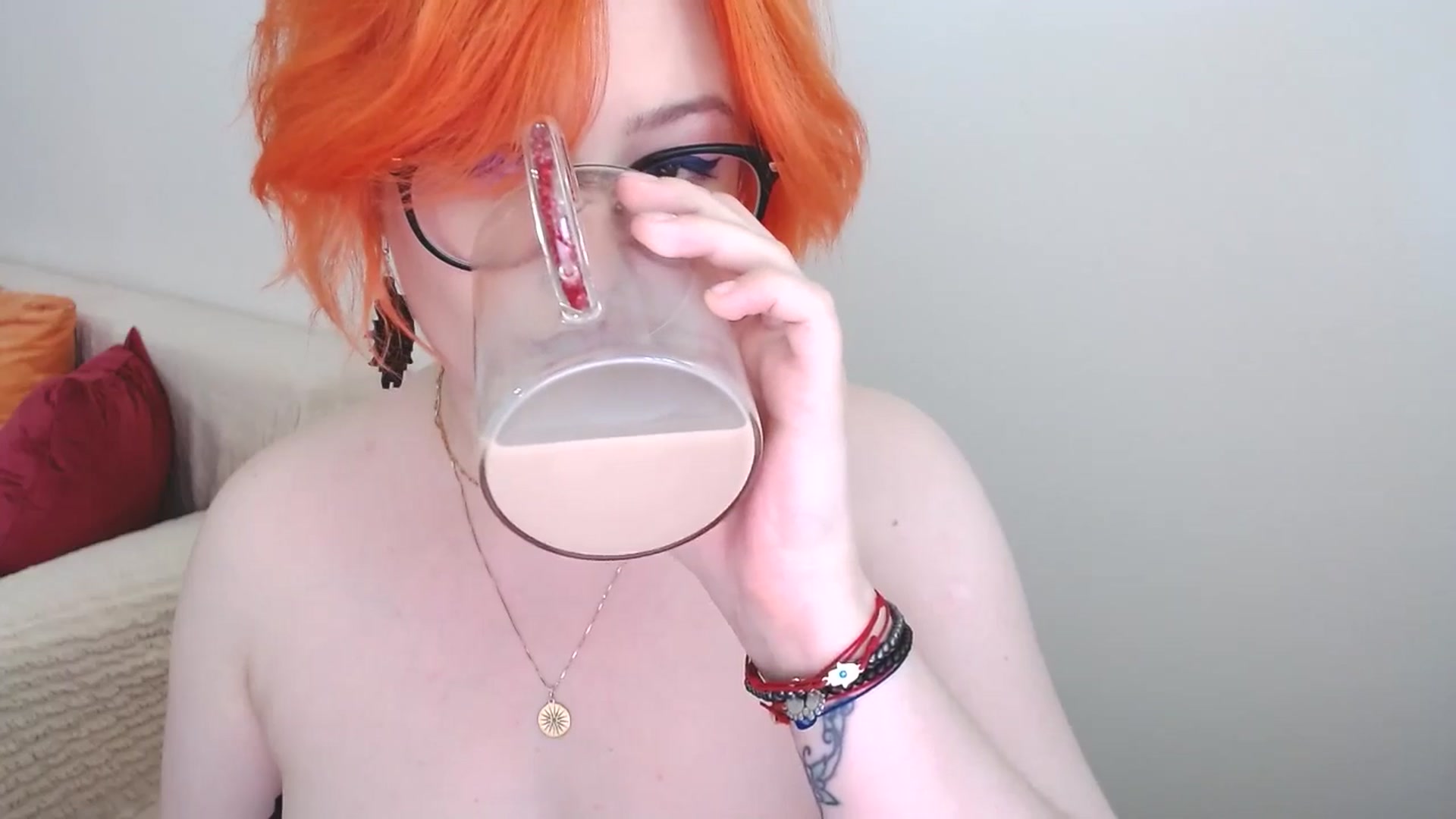 Gallery image thumbnail from EvaStar19's myfreecams stream on, 07/22/2024, 11:49 image 12 of 20