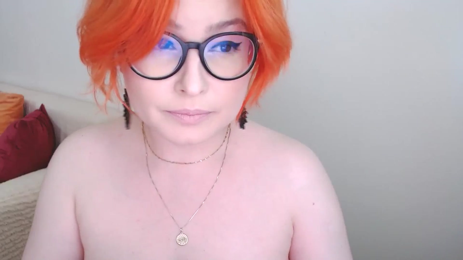 Gallery image thumbnail from EvaStar19's myfreecams stream on, 07/22/2024, 11:49 image 7 of 20